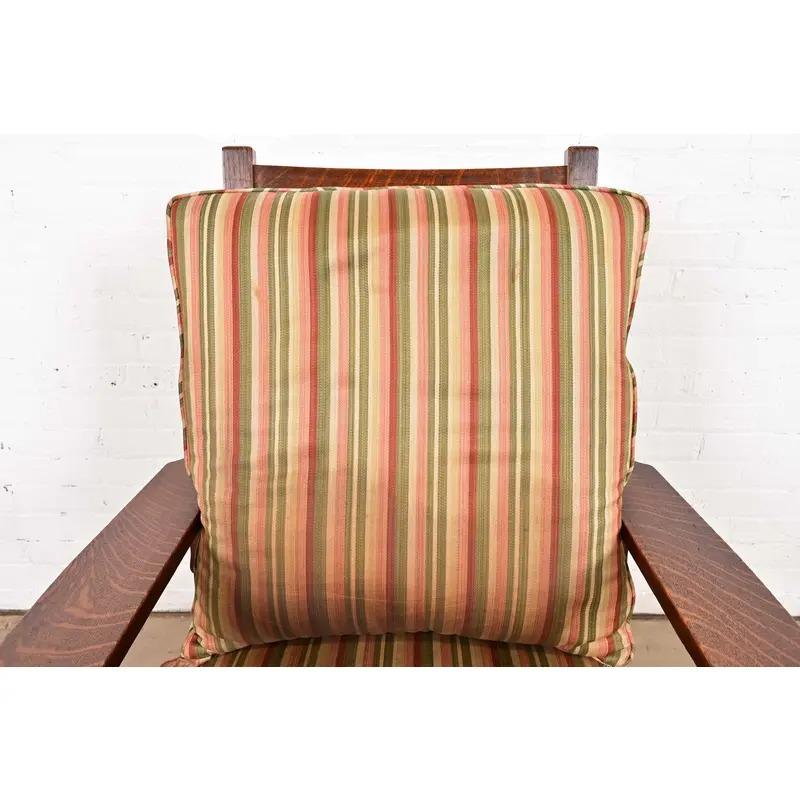 Charles Stickley Silla de salón antigua Mission Arts & Crafts de roble, circa 1910 siglo XX en venta