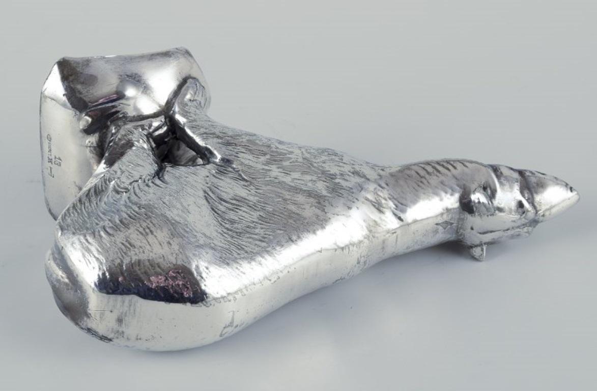20ième siècle Charles Svejstrup Madsen, Danemark. Figure radiateur en forme d'ours polaire. en vente