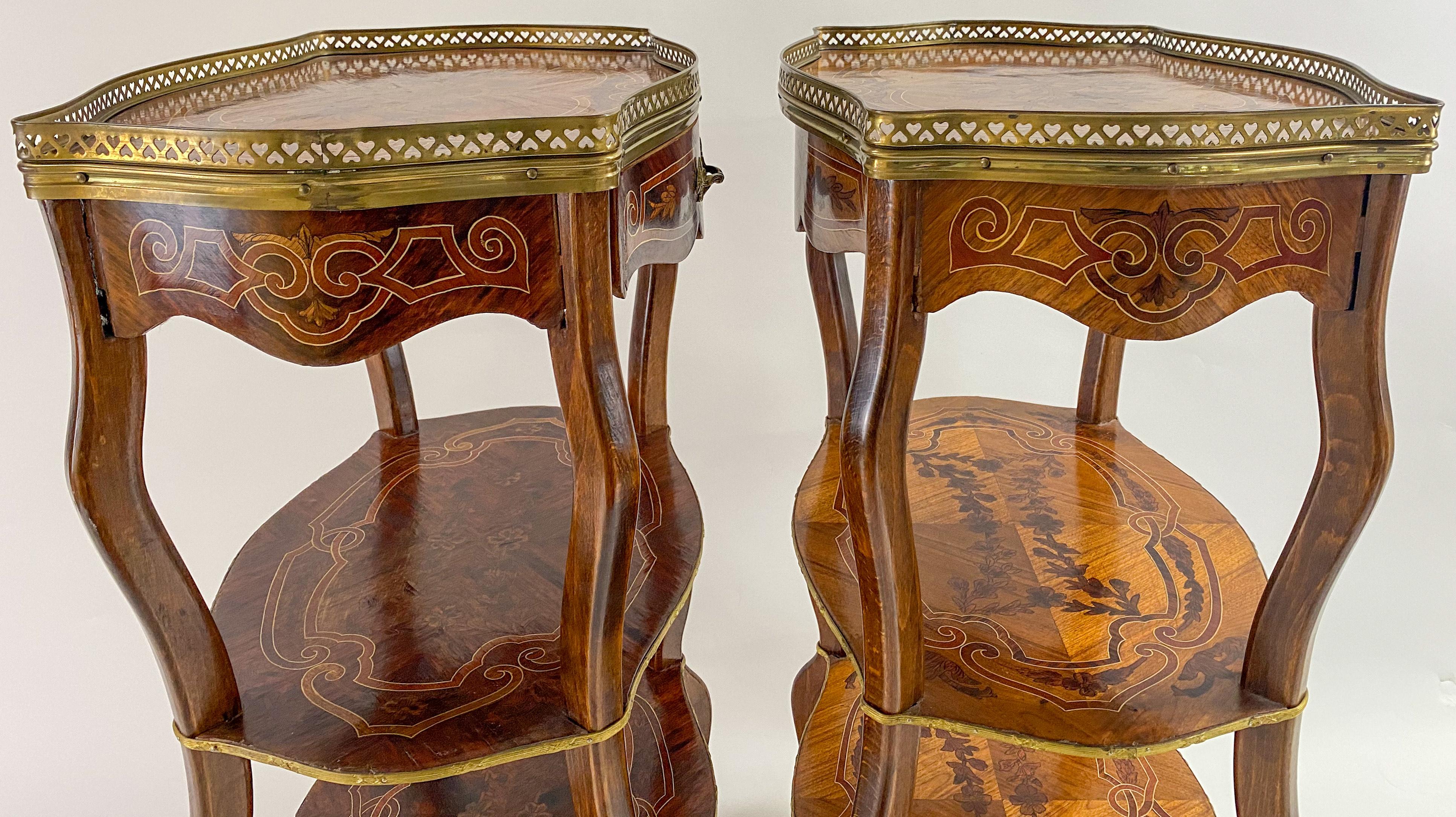 Charles Topino Style French Transitional Marquetry Design Side, End Table, Pair In Good Condition For Sale In Plainview, NY