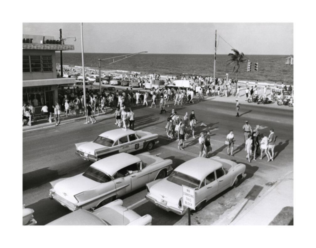 Charles Trainor Black and White Photograph - Busy Beach Street Scene Americana U.S.A. III