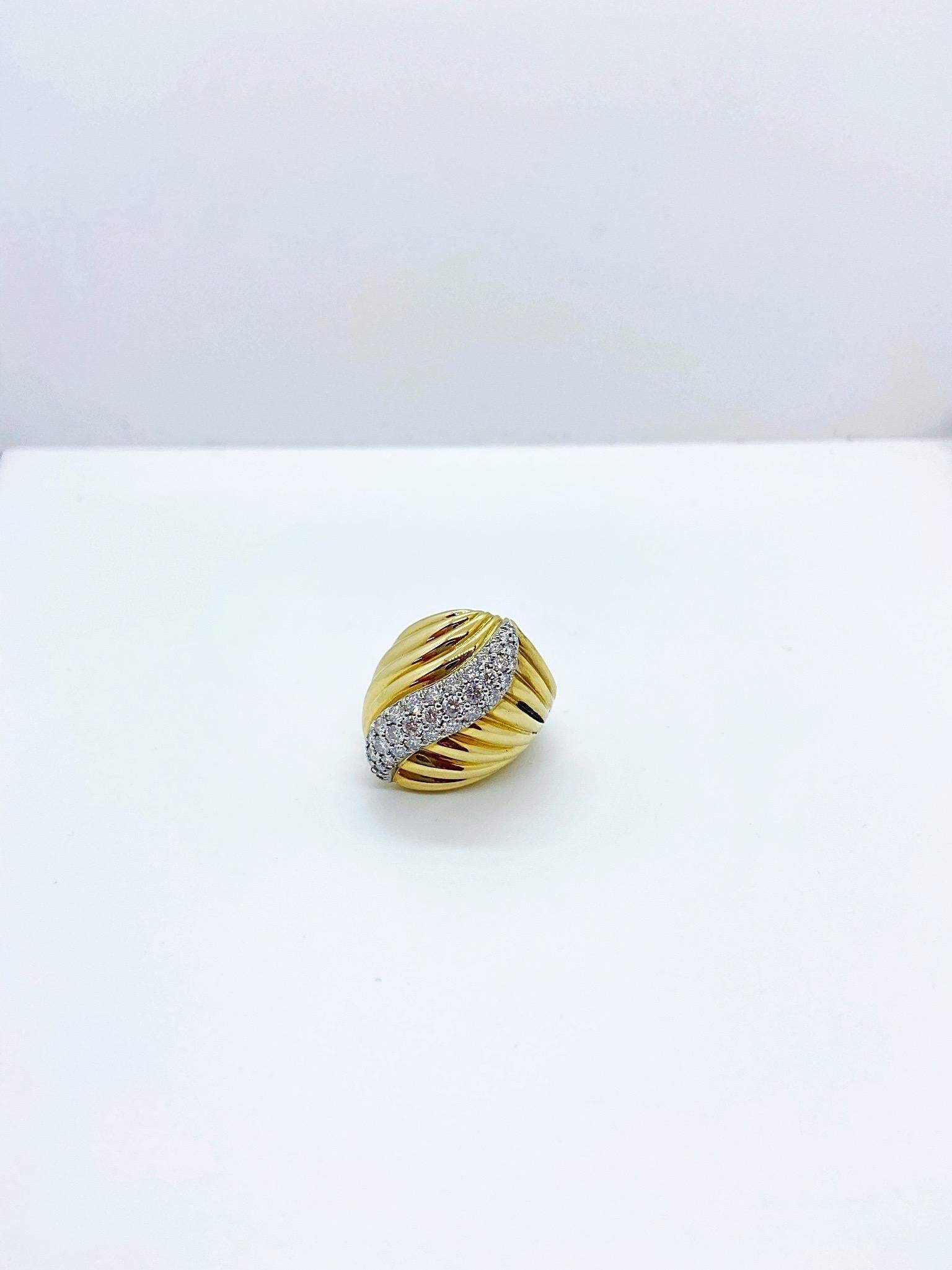 Femenino o masculino Charles Turi Anillo Remolino de Diamantes de Oro Amarillo de 18 Quilates y 1,45 Quilates en venta