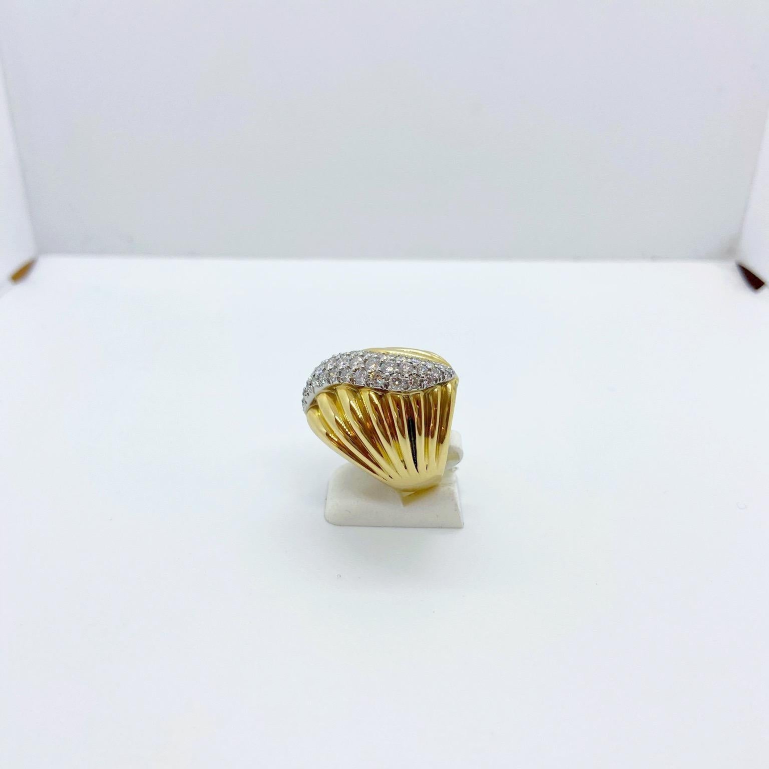 Women's or Men's Charles Turi 18 Karat Yellow Gold 1.45 Carat Diamond Swirl Ring For Sale