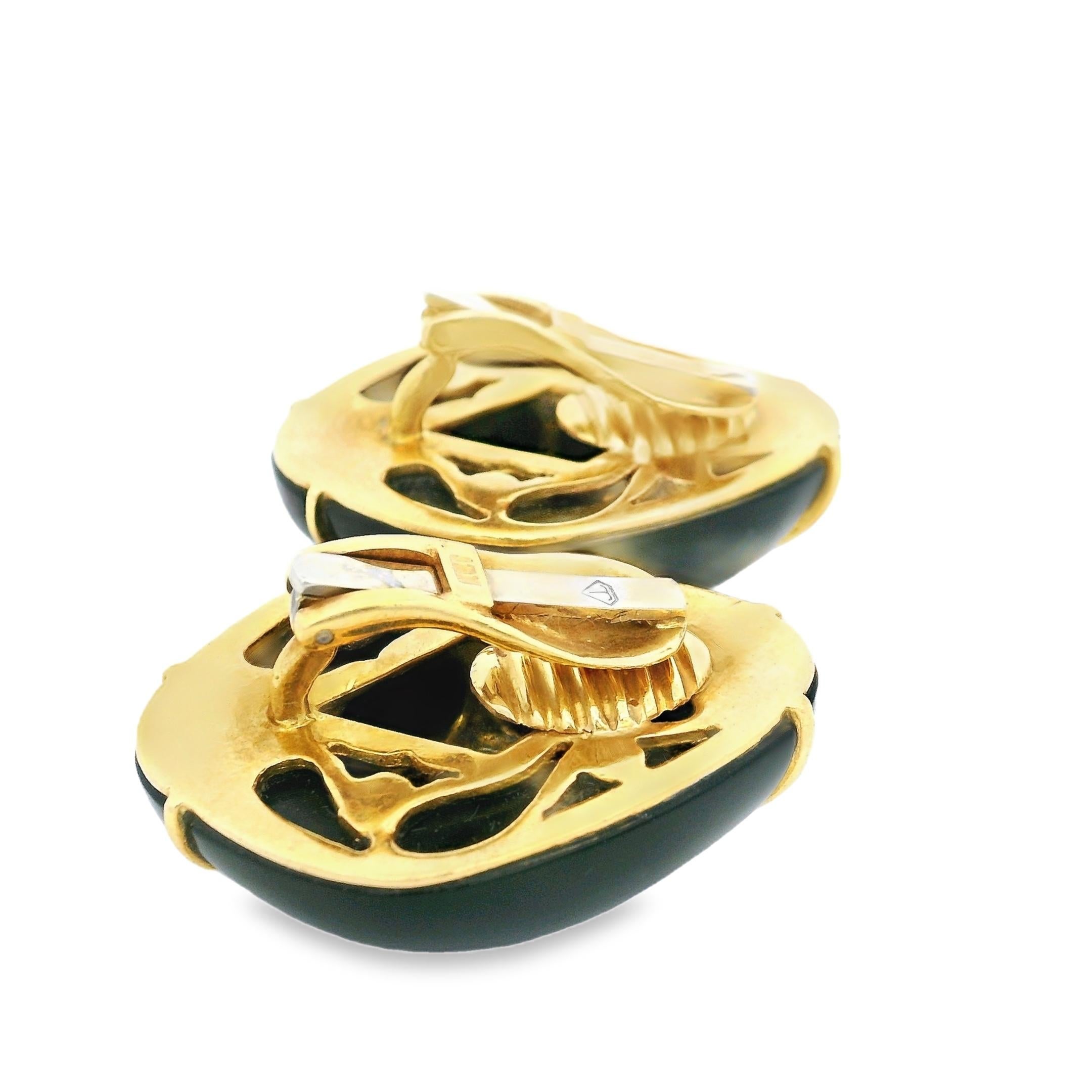 Charles Turi 1980s 18K Yellow Gold Onyx and Diamond Clip-On Earrings For Sale 4