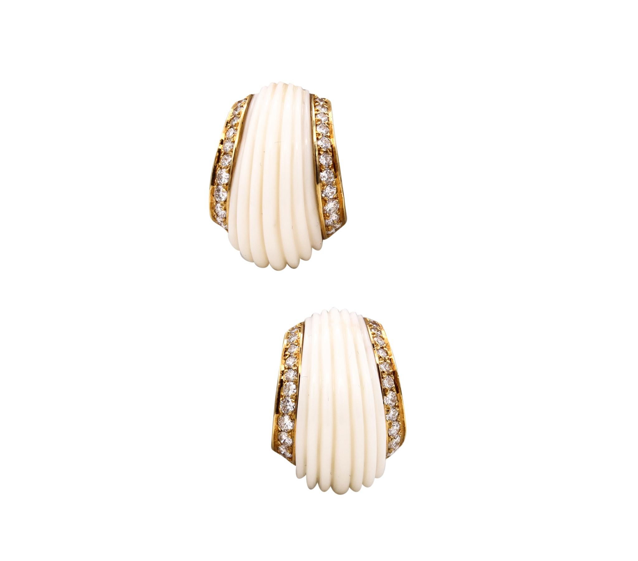 Women's Charles Turi New York 18kt Gold Earrings with 2.42 Cts in Diamonds White Coral