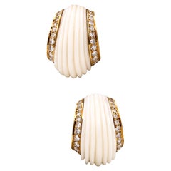 Charles Turi New York 18kt Gold Earrings with 2.42 Cts in Diamonds White Coral
