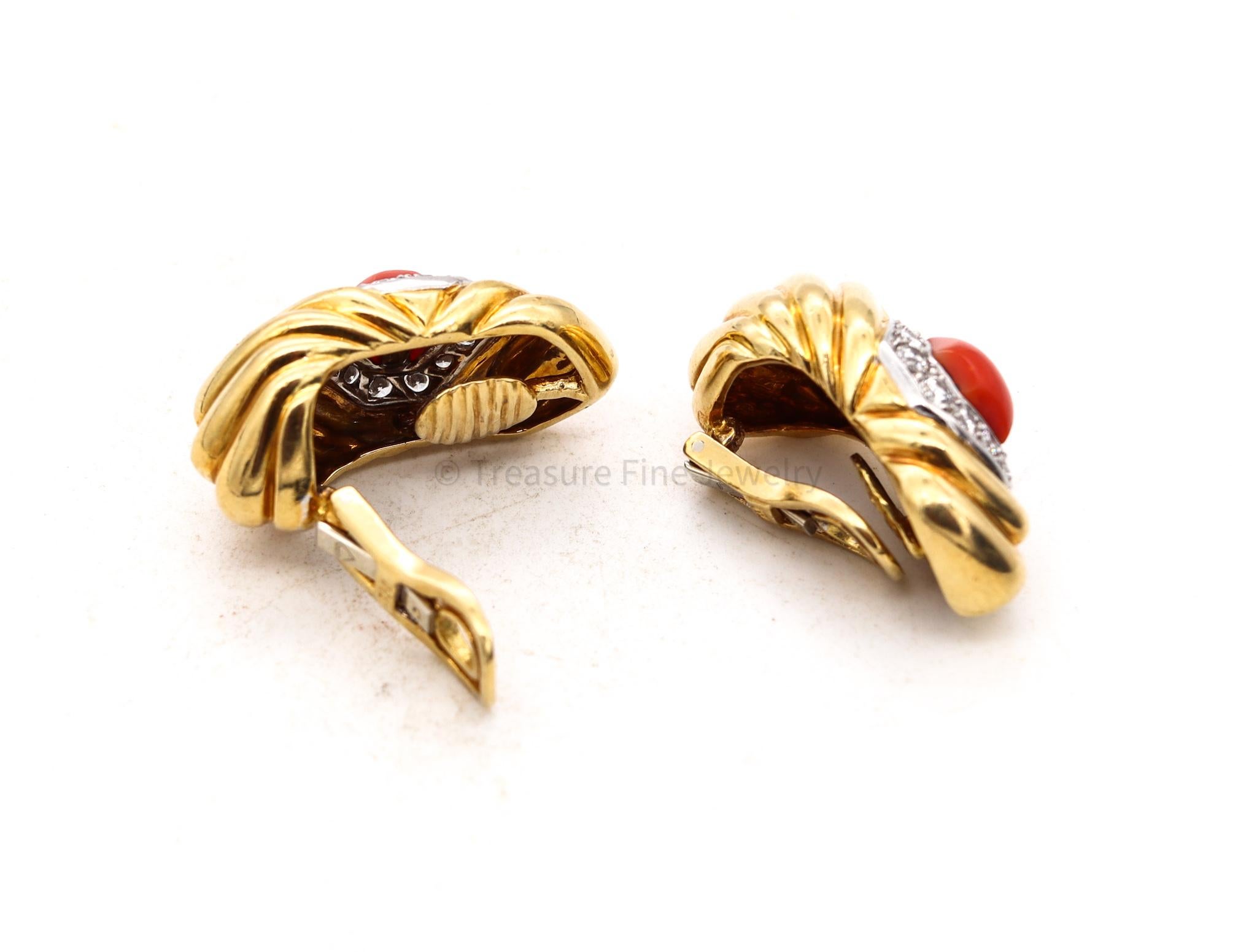 Modernist Charles Turi New York Clip on Earrings 18kt Gold 5.96 Cts in Diamonds and Corals