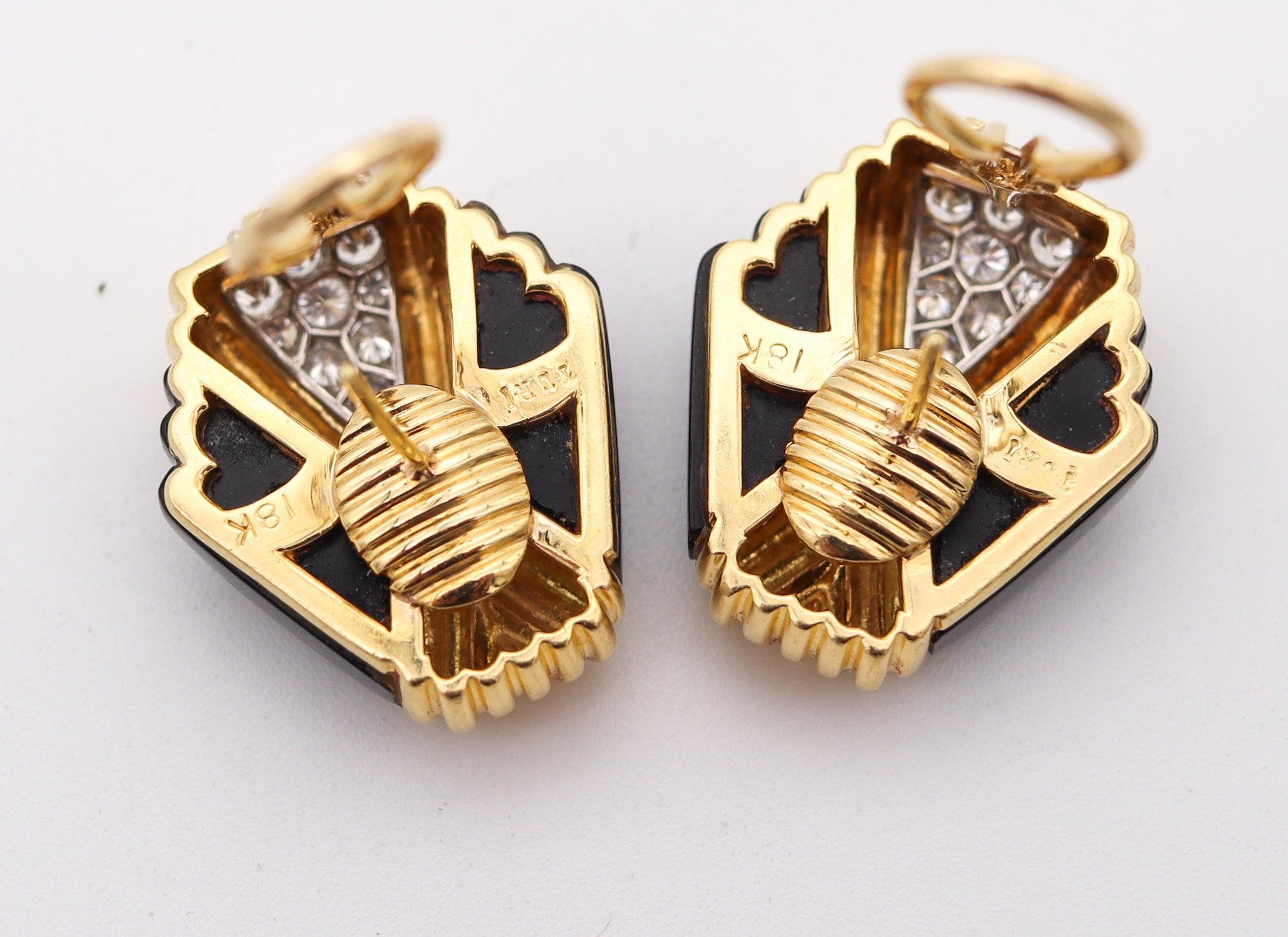 CHARLES TURI Paar Clips Ohrringe 18Kt Gold mit 1,30 Ctw in Diamanten & Onyx Damen im Angebot