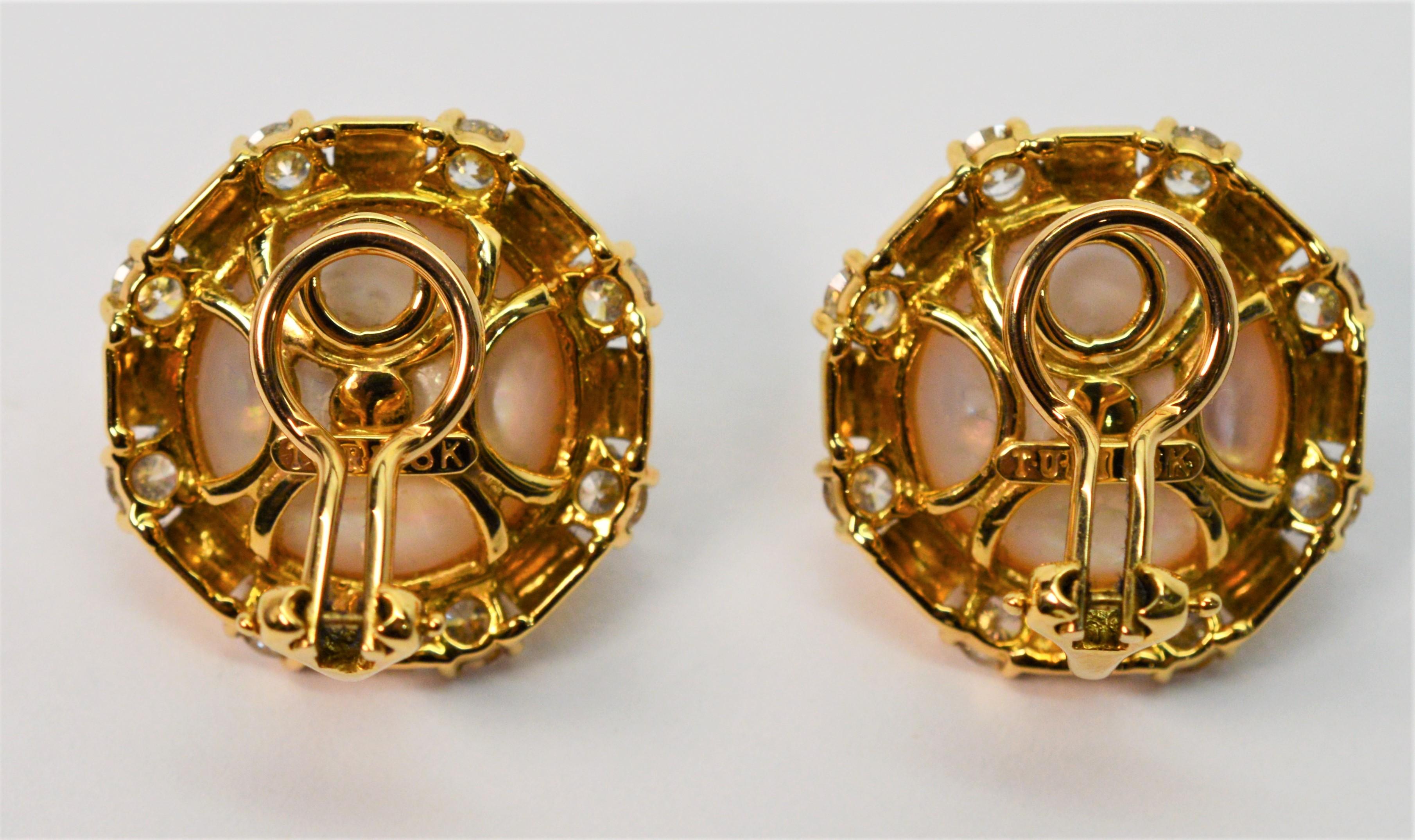 gold earrings under 25000
