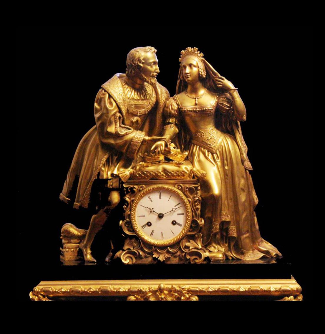 Mid-19th Century Charles V - Commemorative Gold Plated Bronze and Black Marble Mantel Clock Set For Sale
