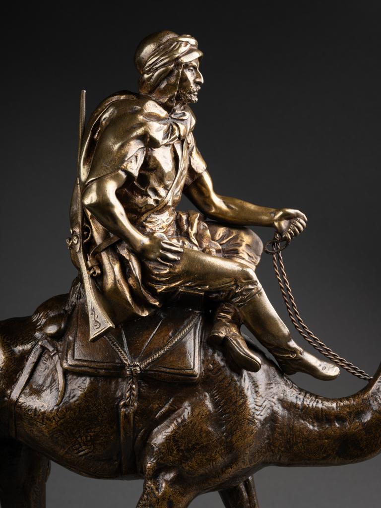 Français Charles Valton : « guerrier arabe chevauchant un dromedary », sculpture en bronze, XIXe siècle 