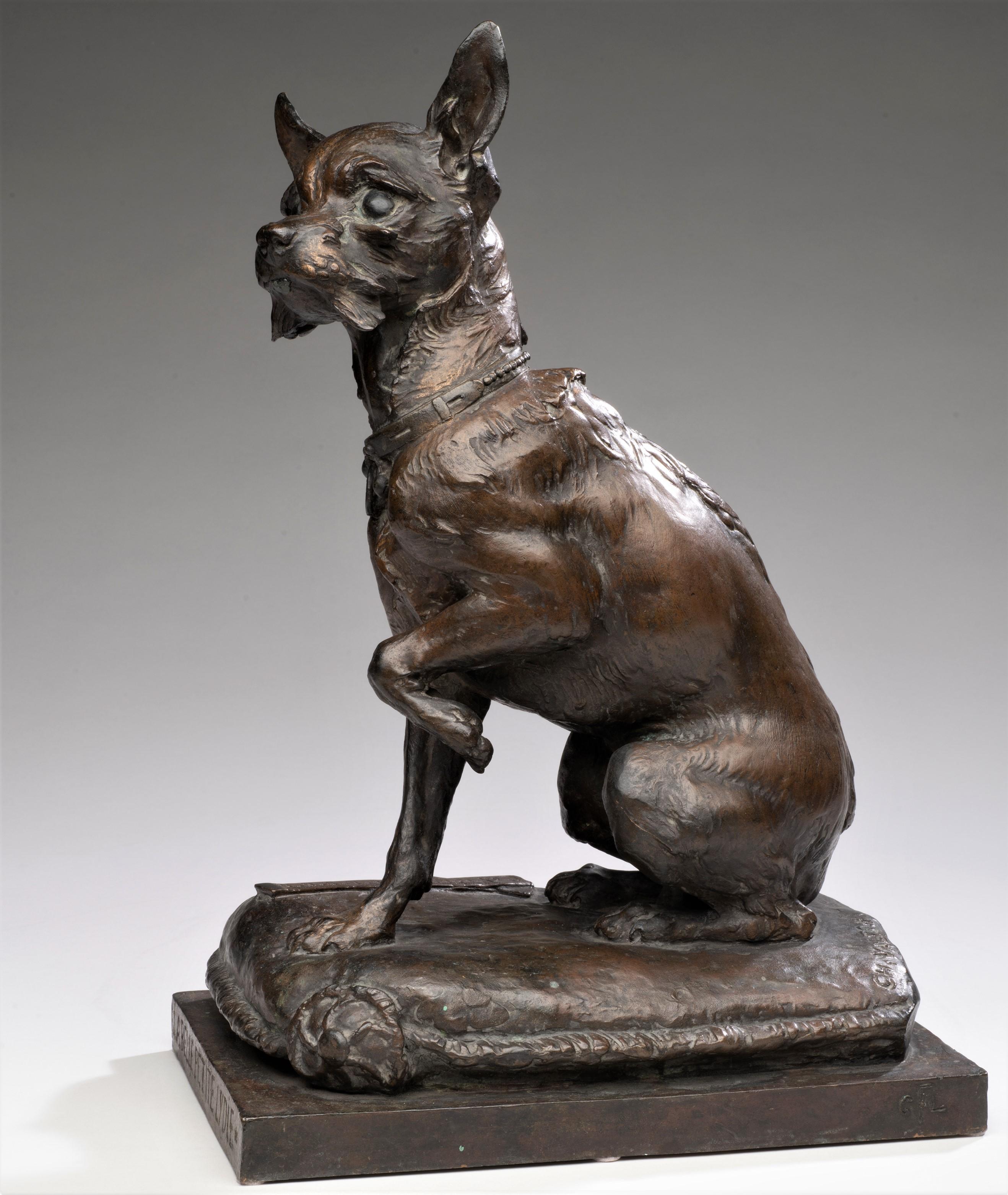Sculpture de chien en bronze antique 
Chihuahua 