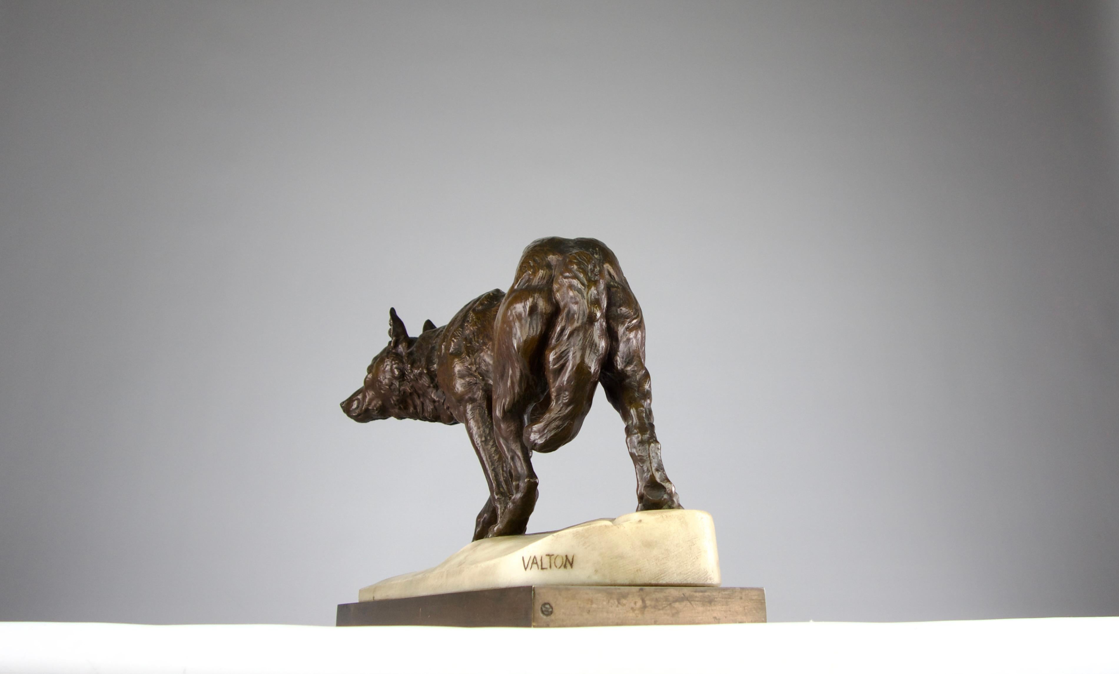 XIXe siècle Charles Valton, The Tracking Wolf, Sculpture de la période romantique 19e siècle France en vente