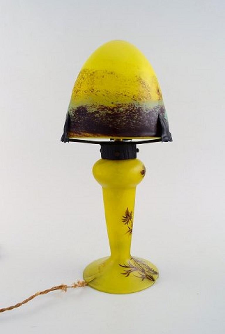 Art Nouveau Charles Vessière, Nancy, Table Lamp in Yellow and Blue/Brown Art Glass