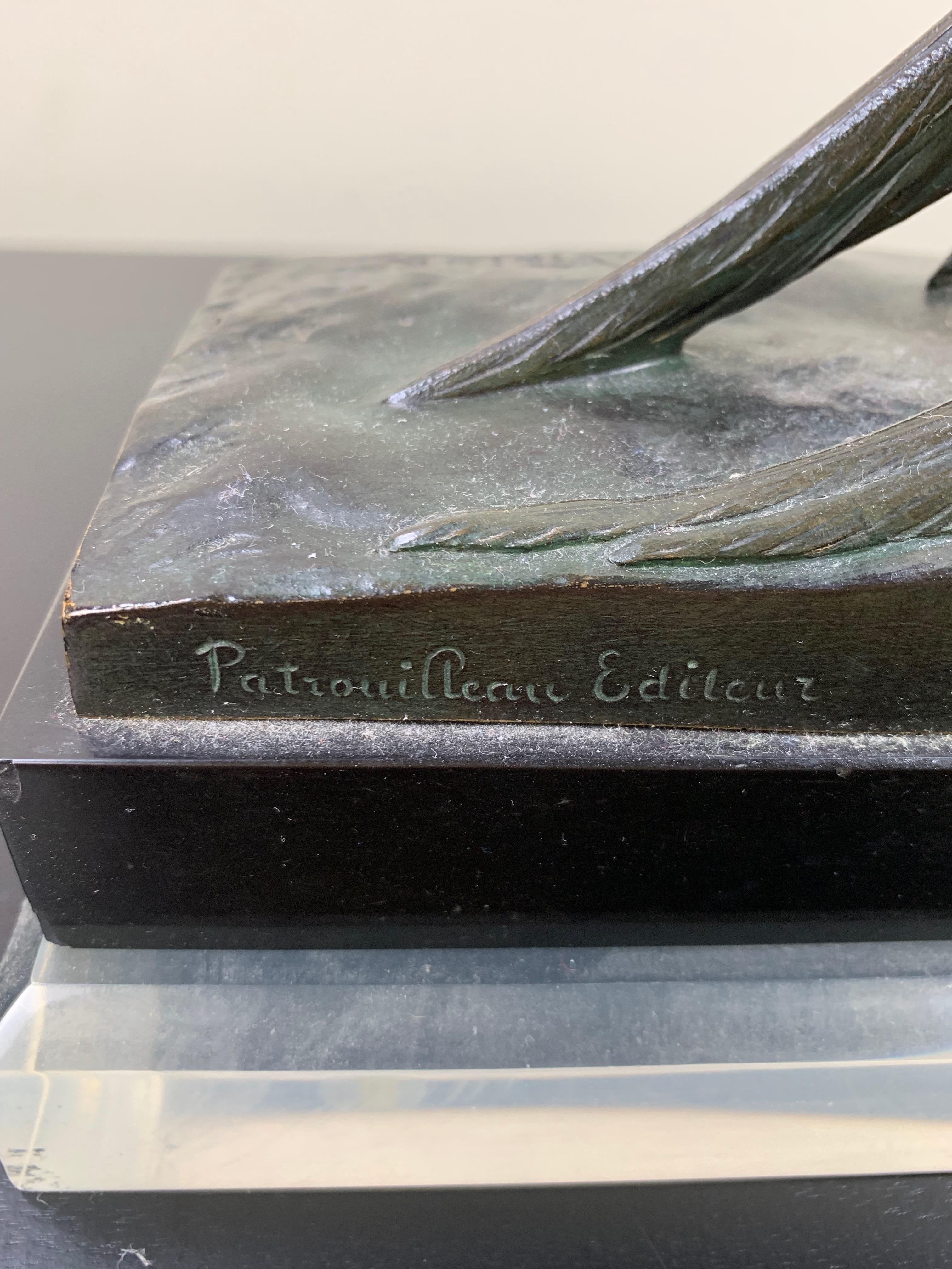 Étude en bronze de Charles Virion : étude figurative d'une famille de faisans et d'un escargot en vente 1
