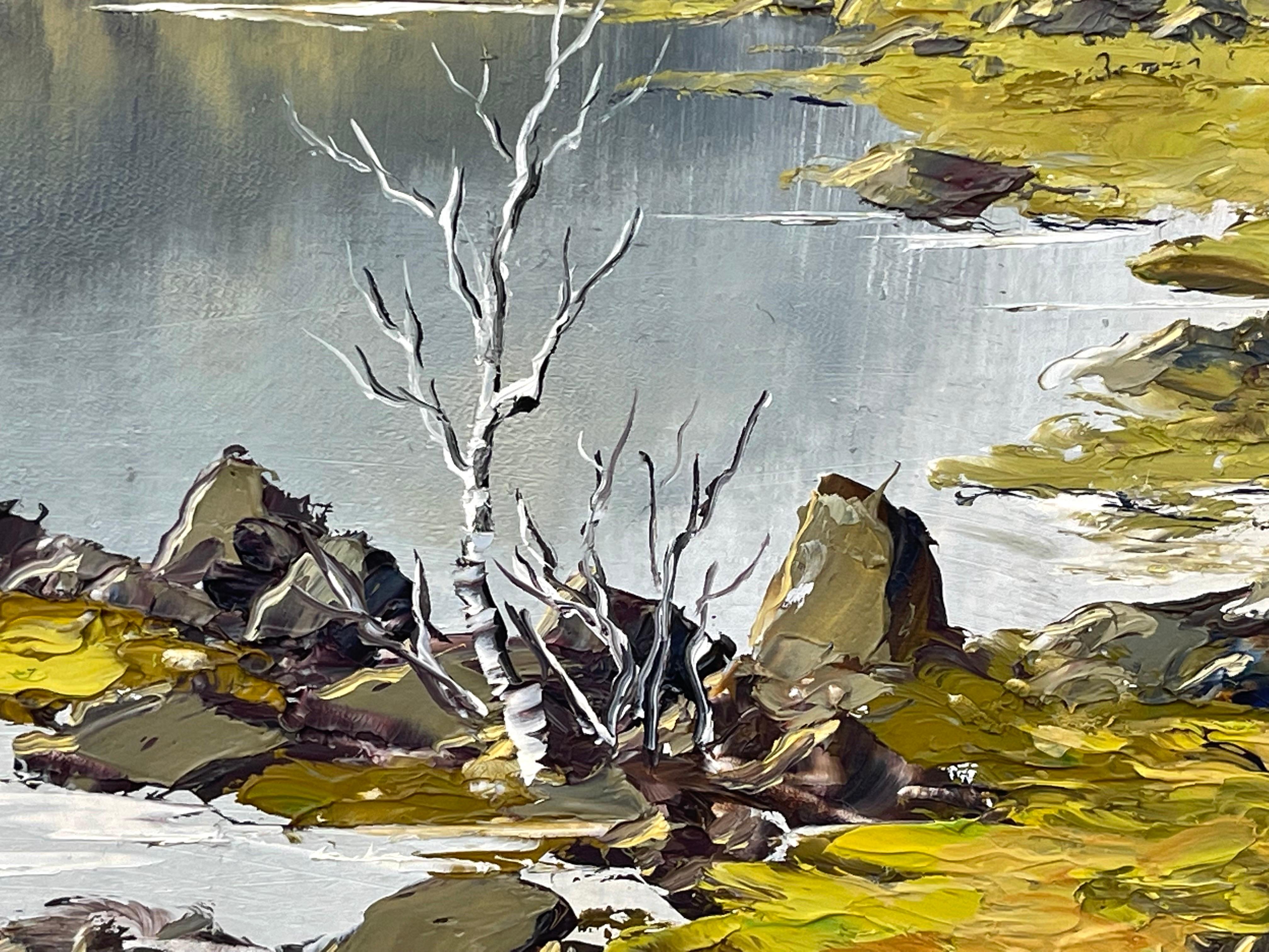 Paisaje lacustre de montaña Pintura al óleo Impasto del artista británico del siglo XX en venta 6