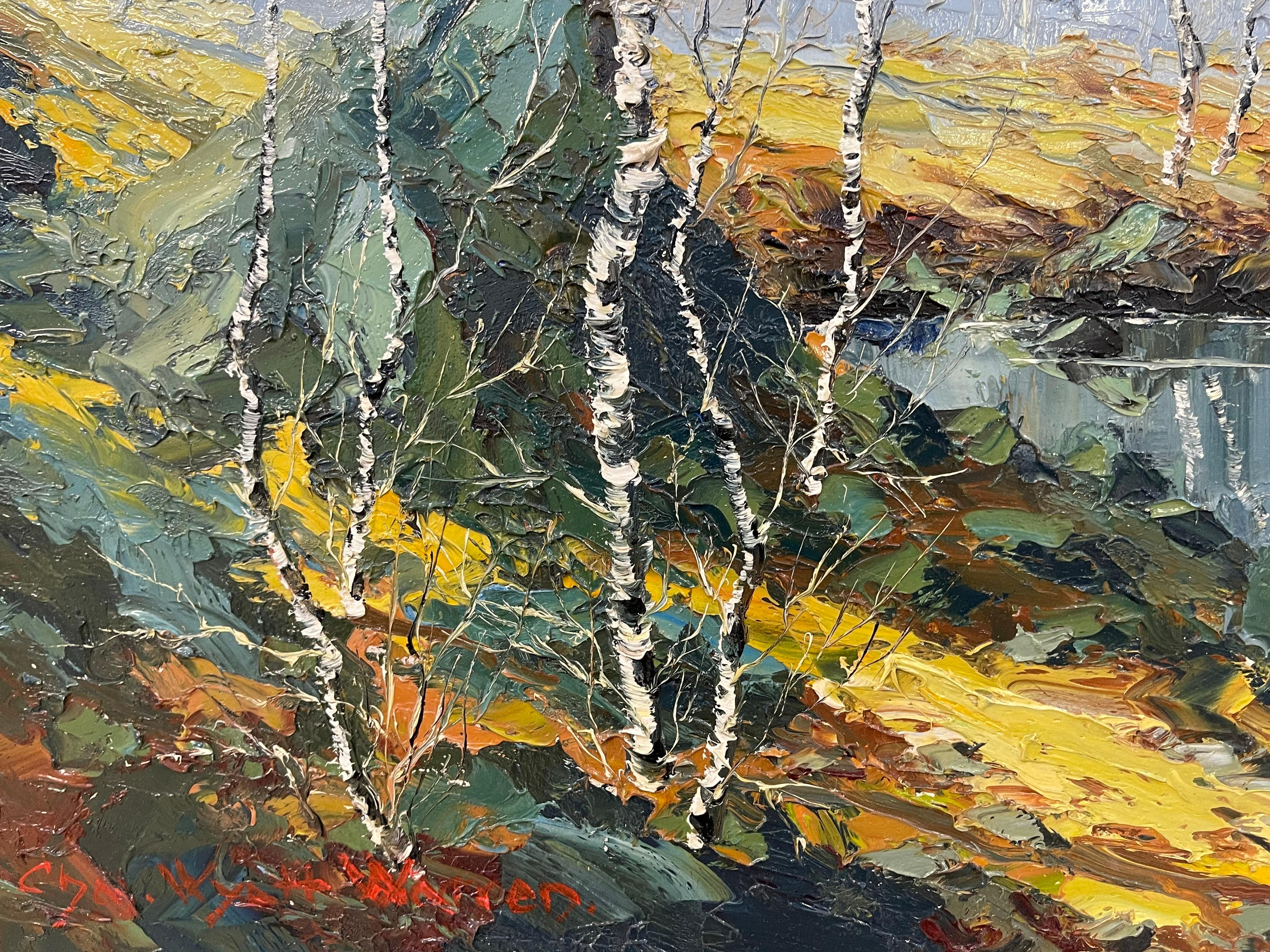 Pintura al óleo de la ribera de un río con abedules plateados y colinas y montañas neblinosas en venta 2