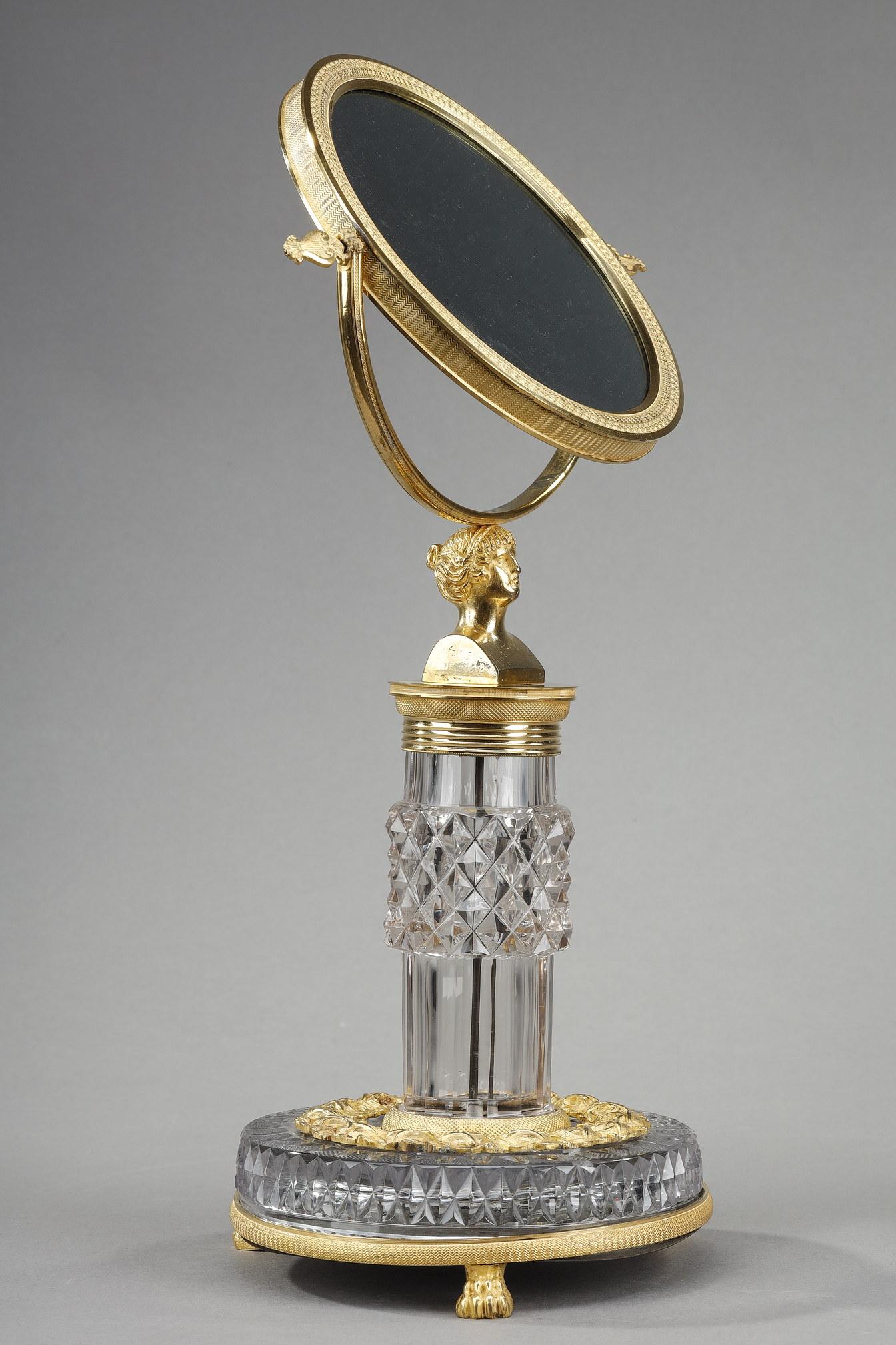 Charles X cut crystal and gilt bronze toilet mirror  In Good Condition For Sale In Paris, FR