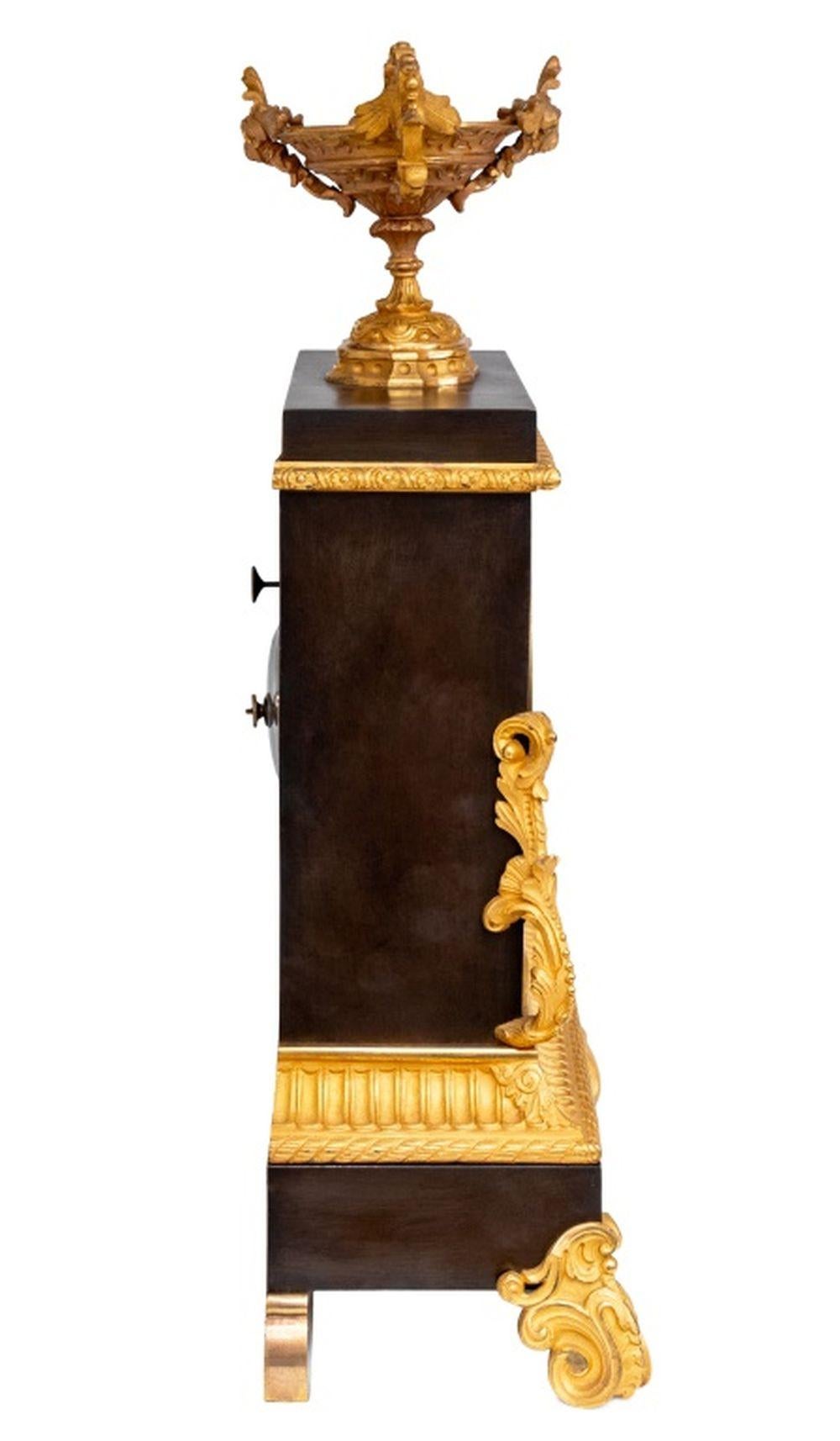 Charles X Gilt and Patinated Bronze Mantel Clock In Good Condition For Sale In Astoria, NY
