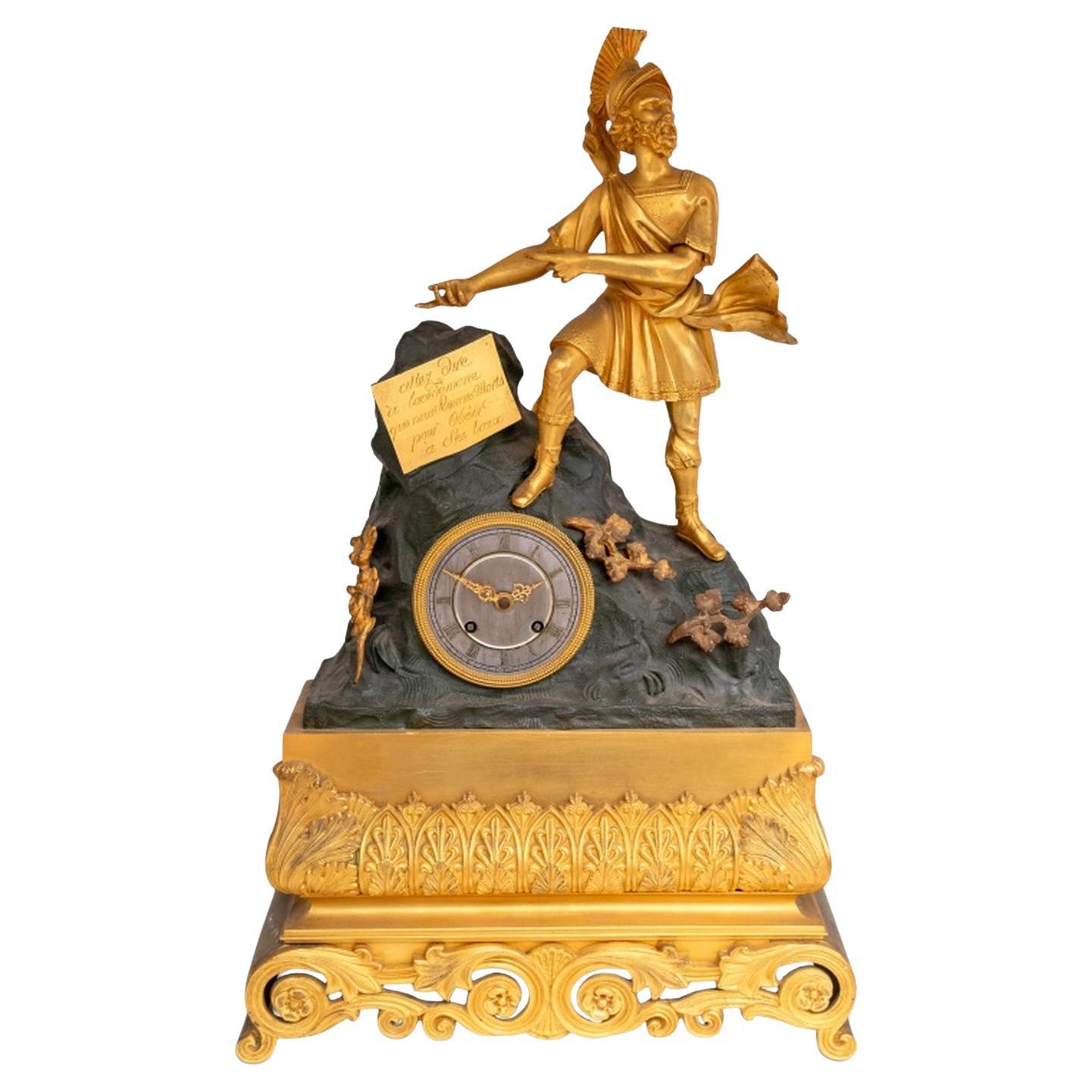 Horloge figurative en bronze doré et patiné Charles X en vente