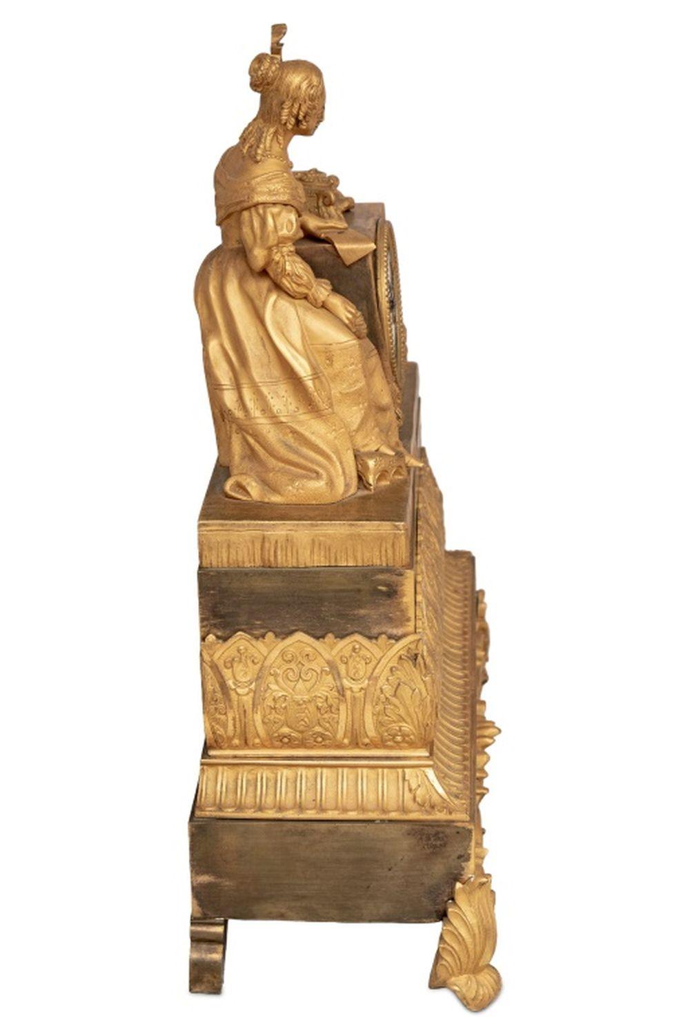 Charles X Gilt Bronze Figural Mantel Clock In Good Condition For Sale In Astoria, NY