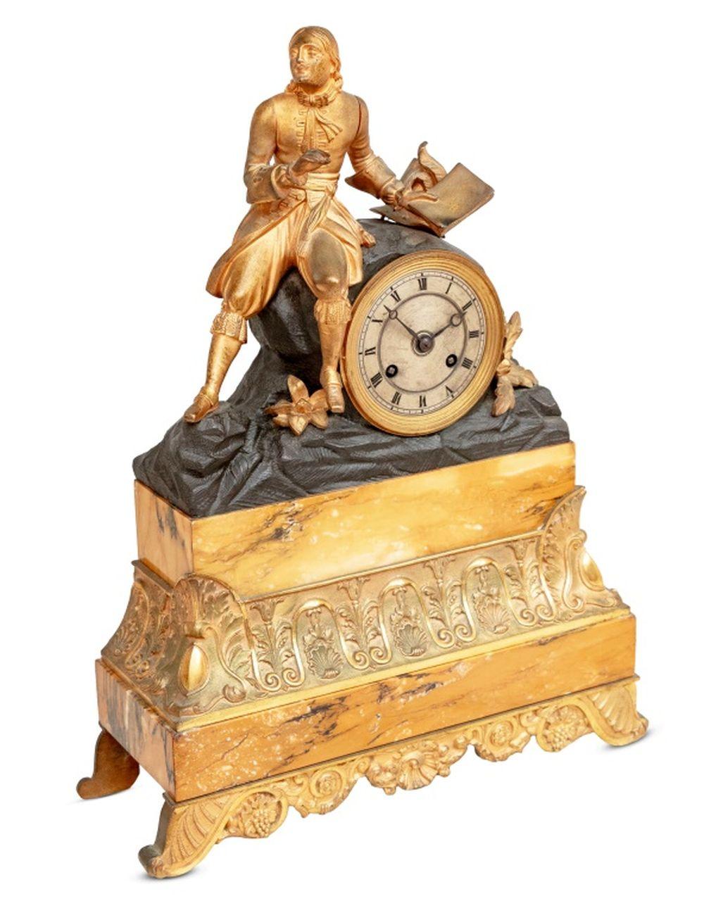Charles X Vergoldete Bronze Gelber Marmor Figurale Uhr (Charles X.) im Angebot