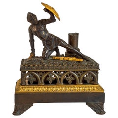 Calamaio Charles X in bronzo patinato e dorato in stile gotico revival