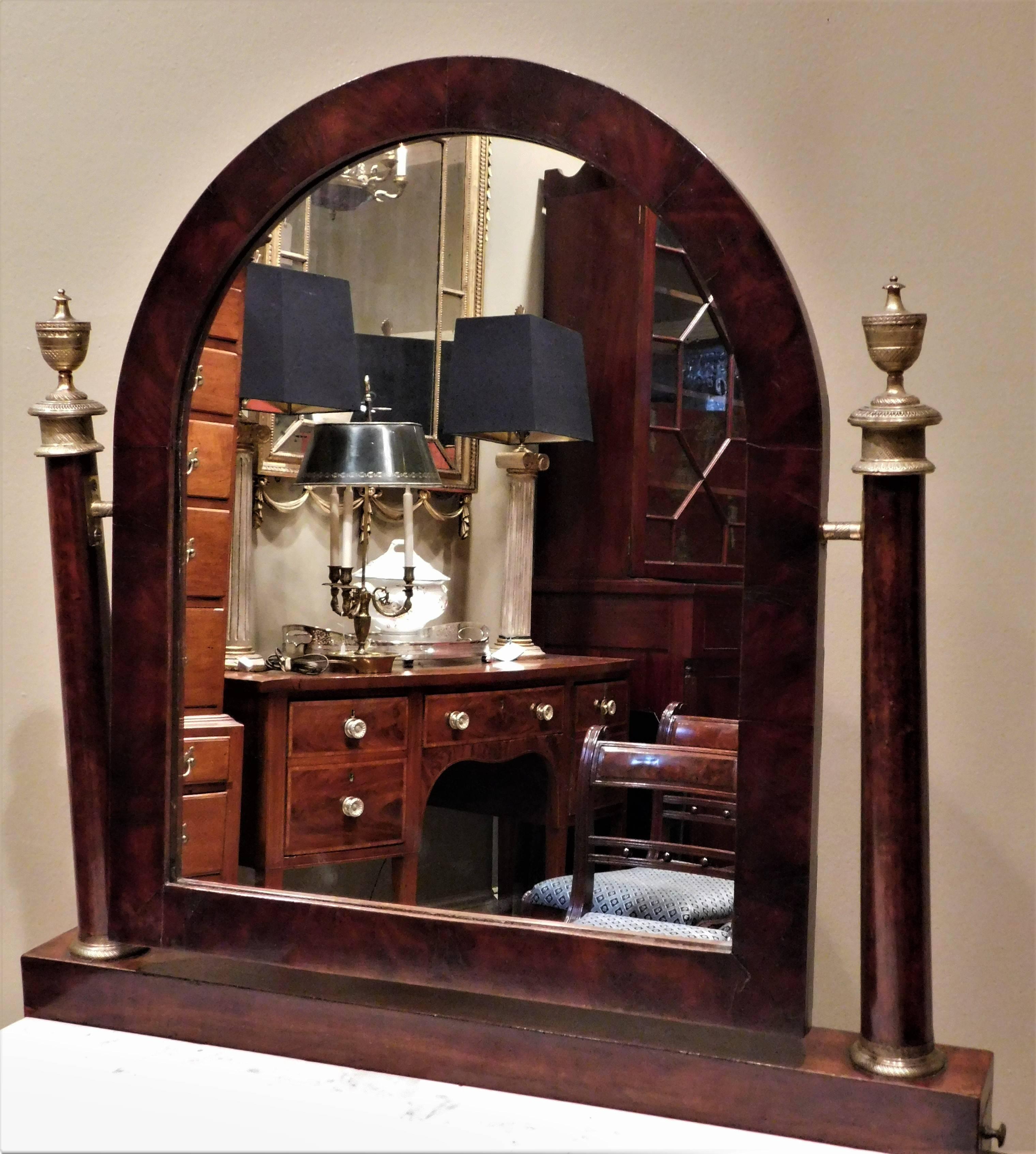 Charles X Mahogany Empire Dressing Table, France, circa 1820 In Excellent Condition For Sale In Alexandria, VA