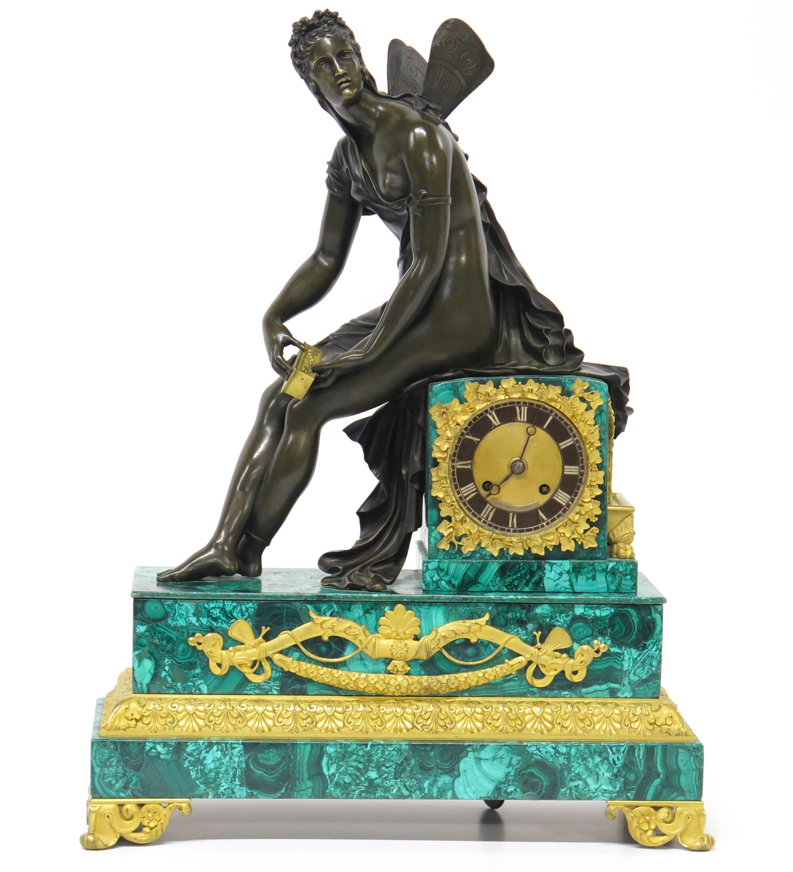 Pendule de cheminée Charles X en malachite et bronze doré représentant Psyché et la boîte dorée en vente 10