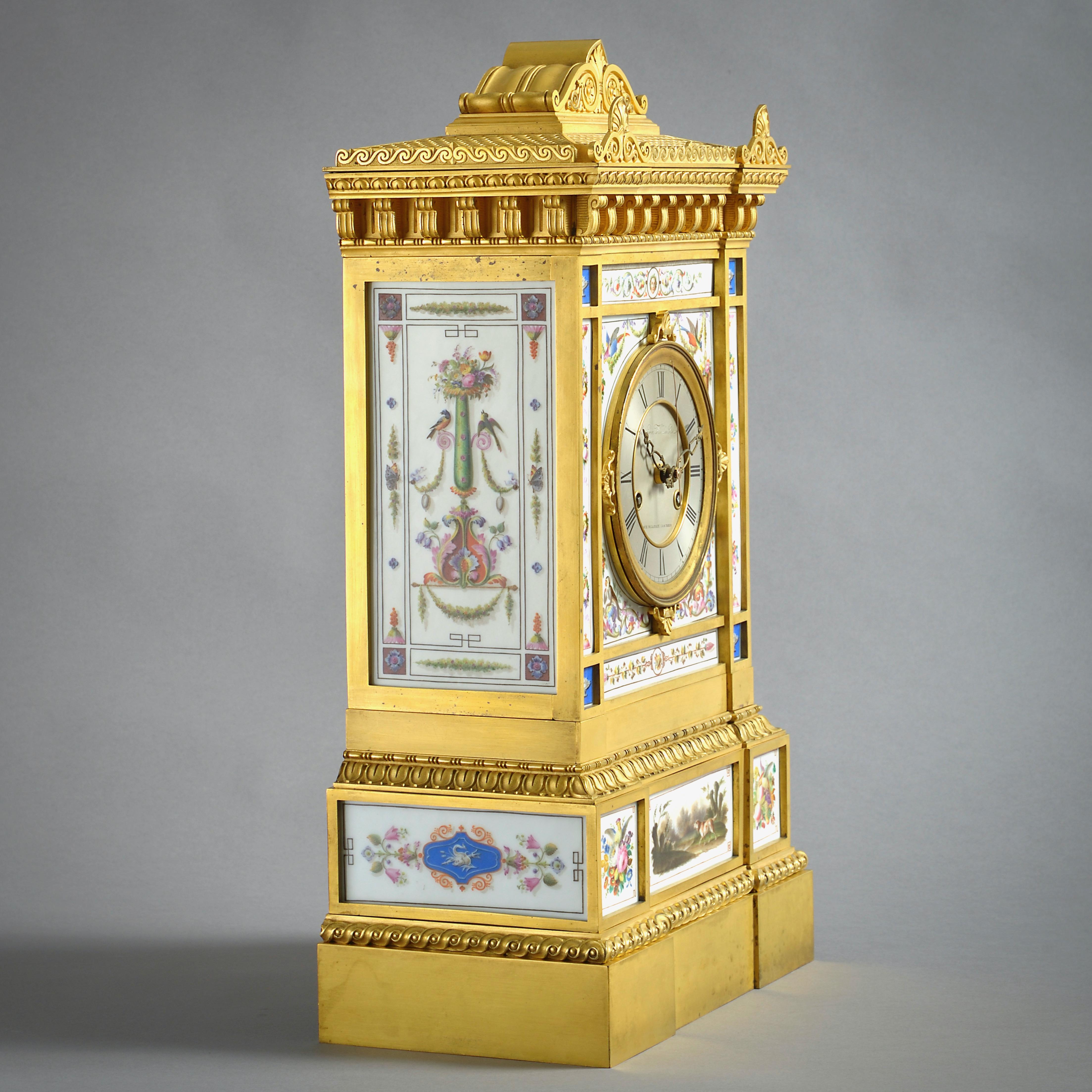 Orologio in porcellana Charles X e Ormolu di Charles Paris In condizioni buone in vendita a London, GB