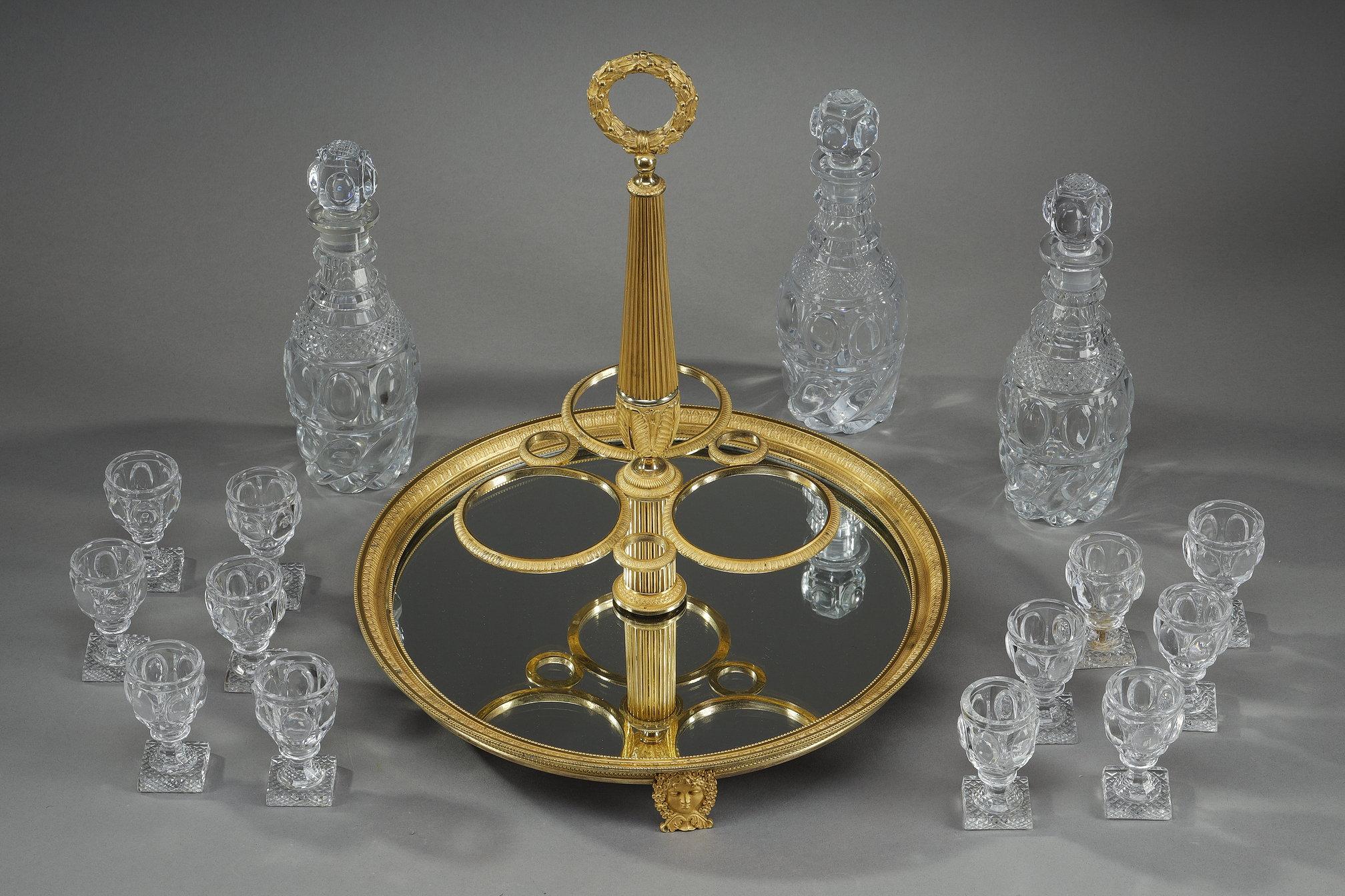 Bronze Charles X period liquor service in gilt bronze dans cut crystal For Sale