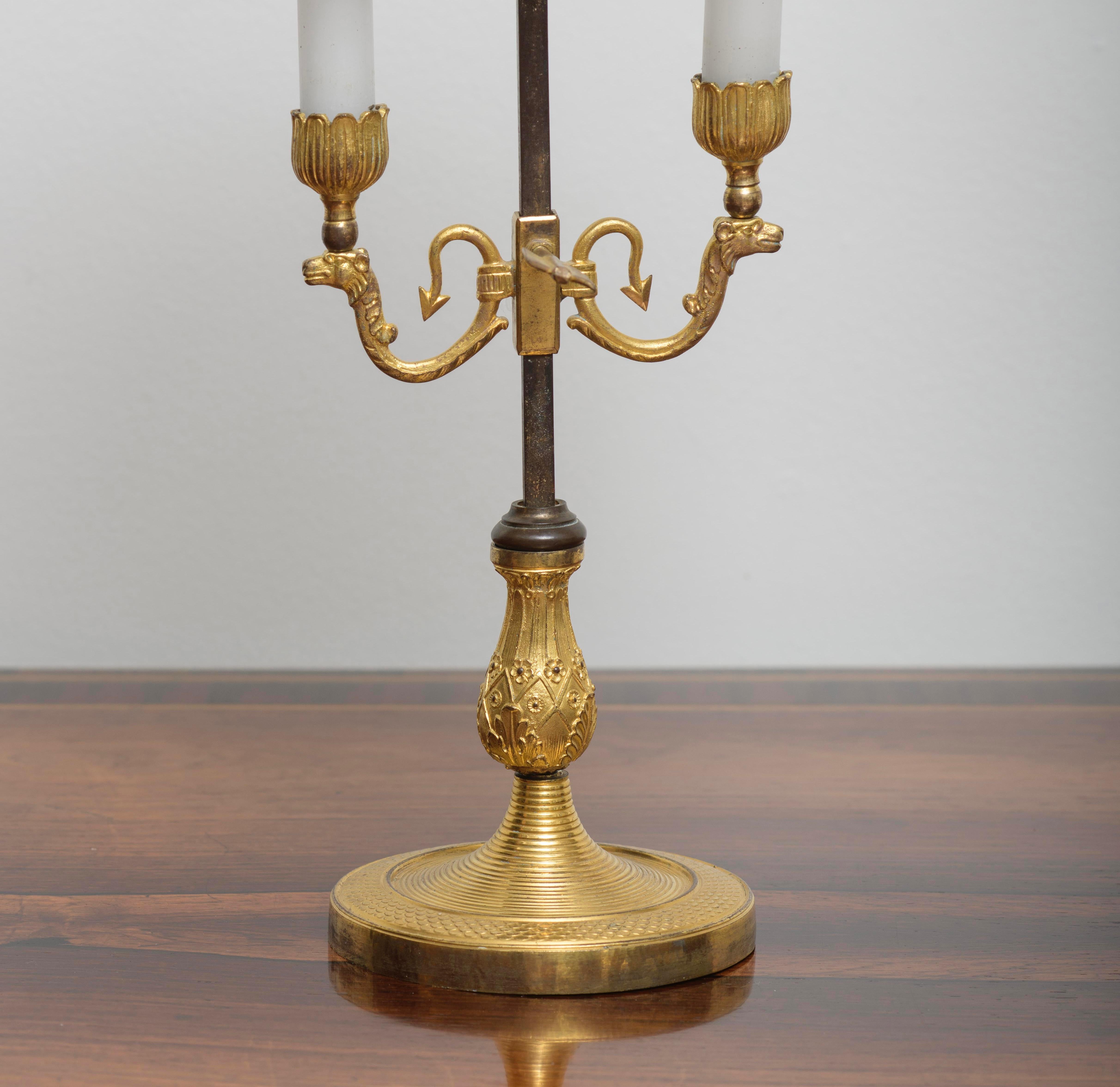 Carlo X Charles X period Ormolu bouillotte lamp, 19th century in vendita