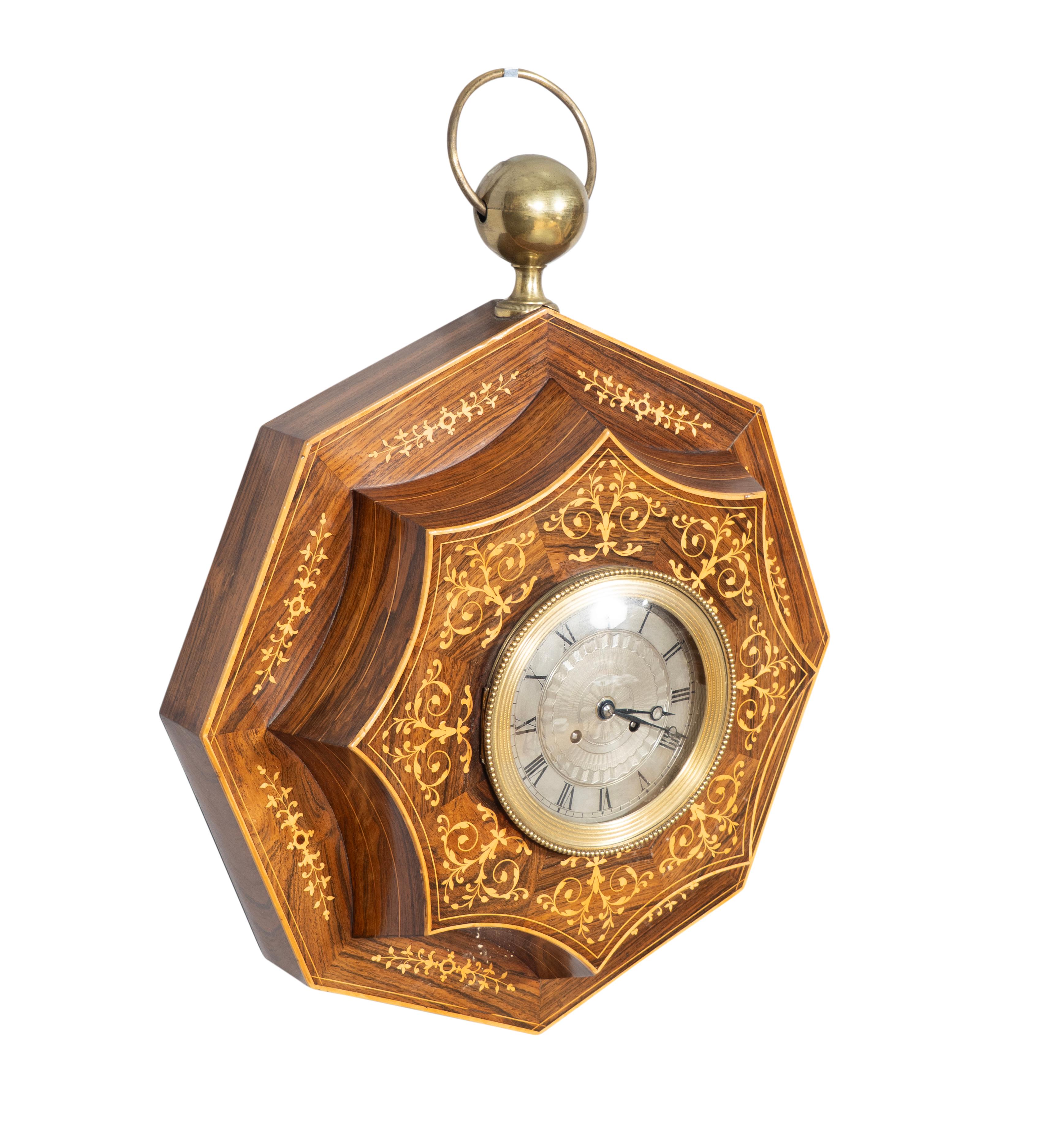 Reloj de pared Charles X de palisandro y marquetería Francés en venta