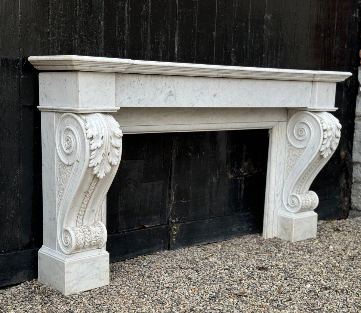 Charles X Style Carrara Marble Mantel, circa 1880 For Sale 4