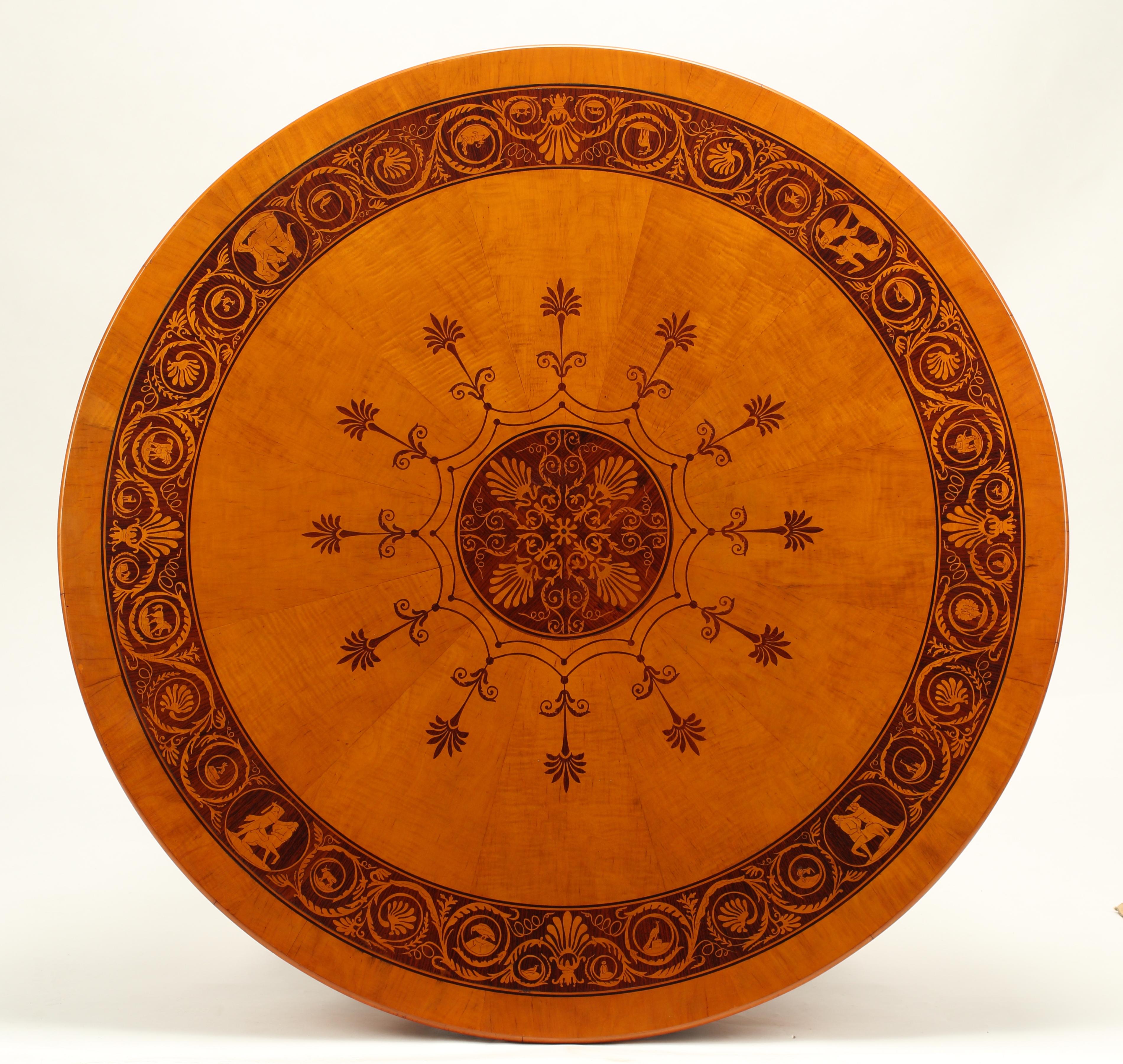 Table centrale de style Charles X, 19e siècle français en vente 4