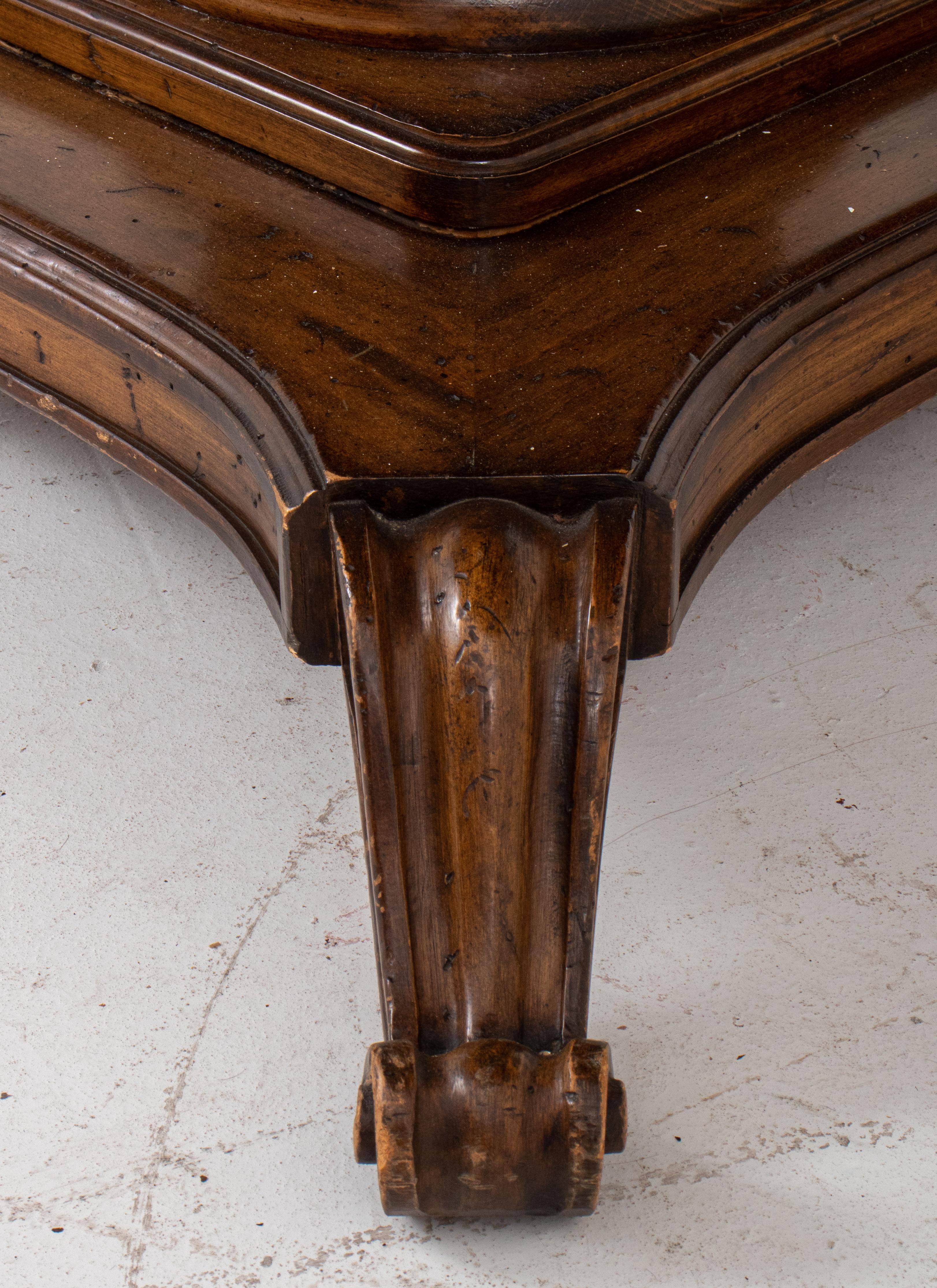 Charles X Style Extending Walnut Pedestal Table In Good Condition In New York, NY