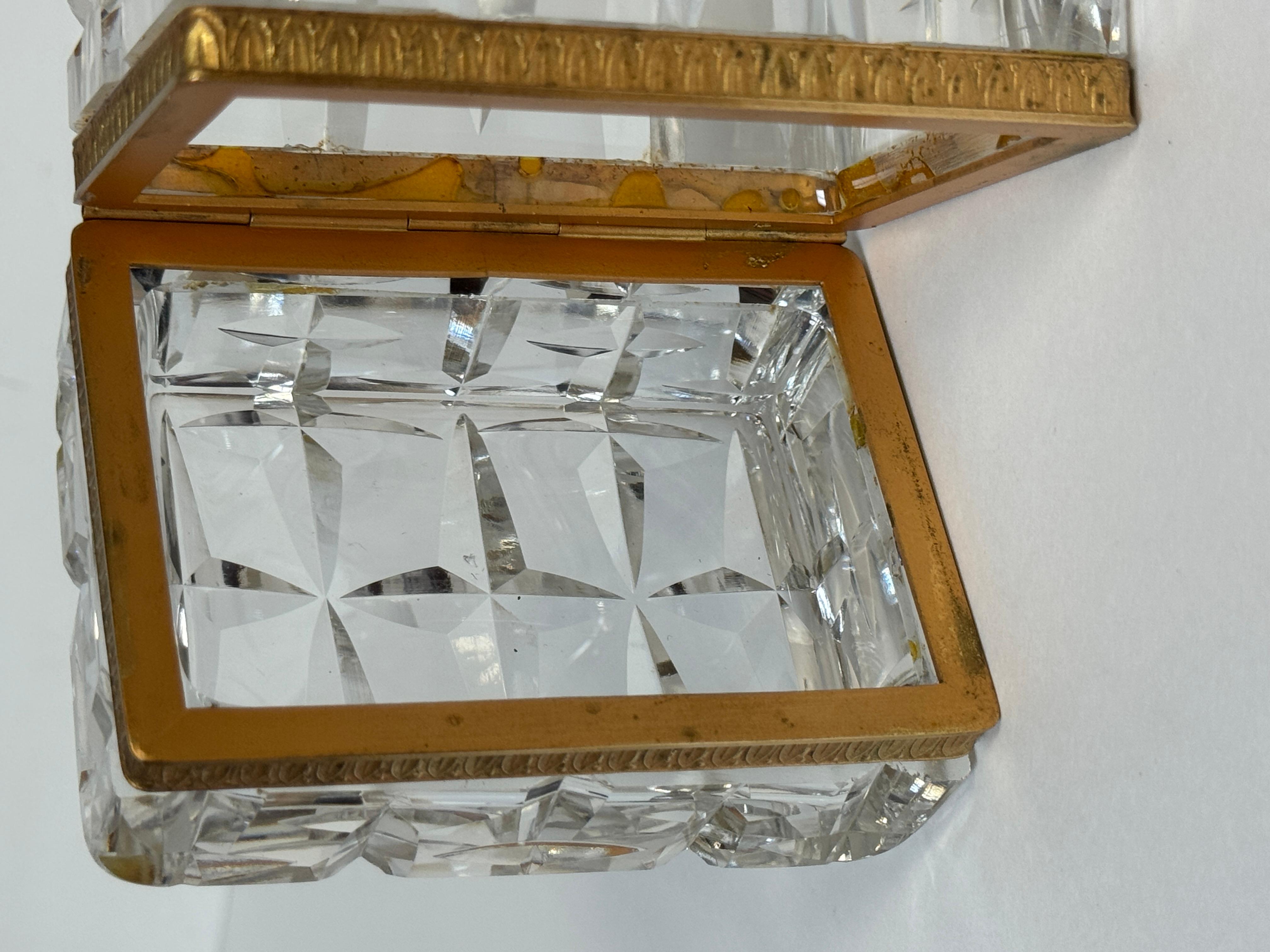 Charles X Stil Französisch Ormolu Optic Cut Crystal Box, signiert Lehmann Frankreich im Angebot 3