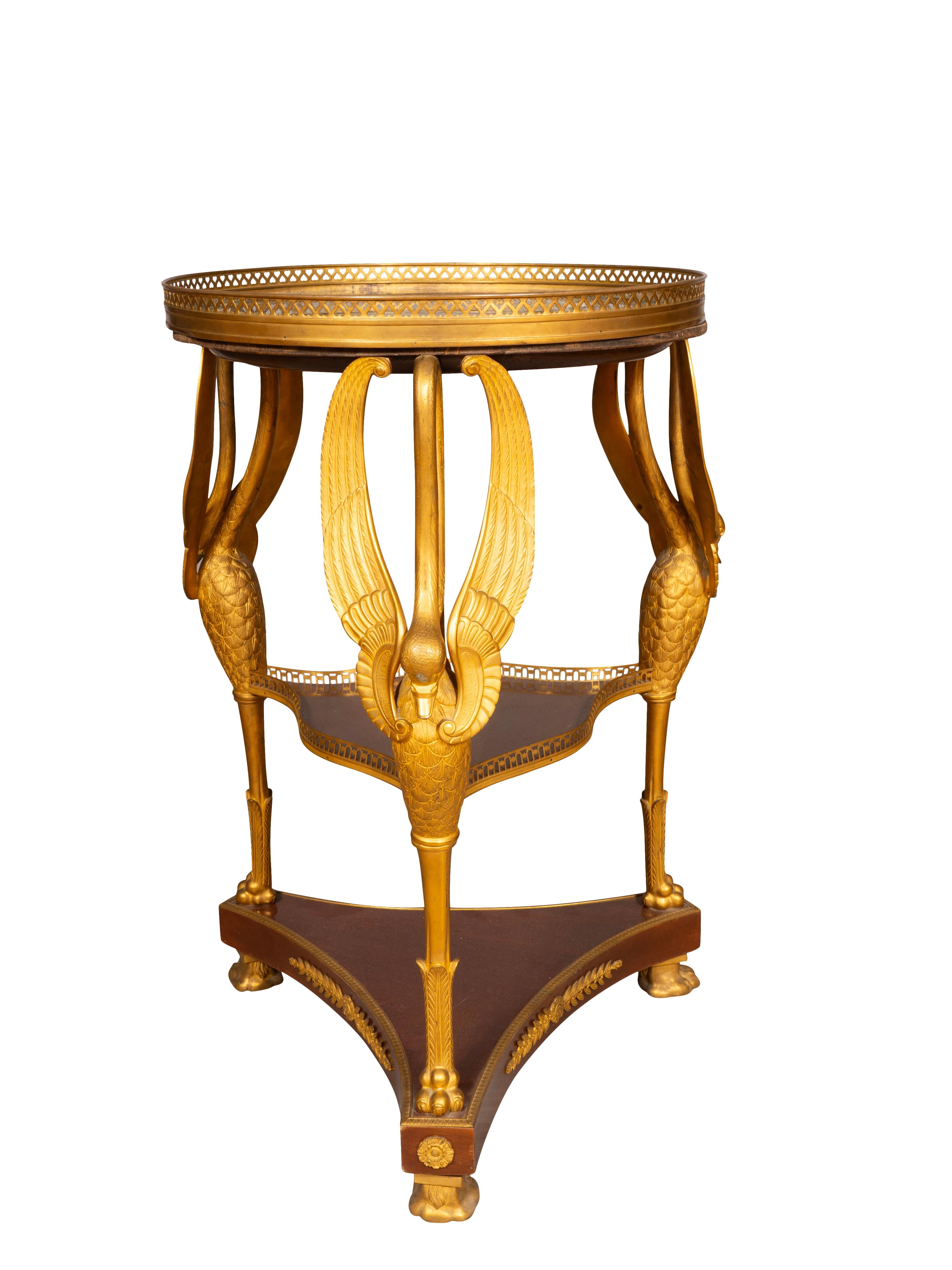 Carlo X Gueridon in bronzo dorato e mogano in stile Charles X in vendita