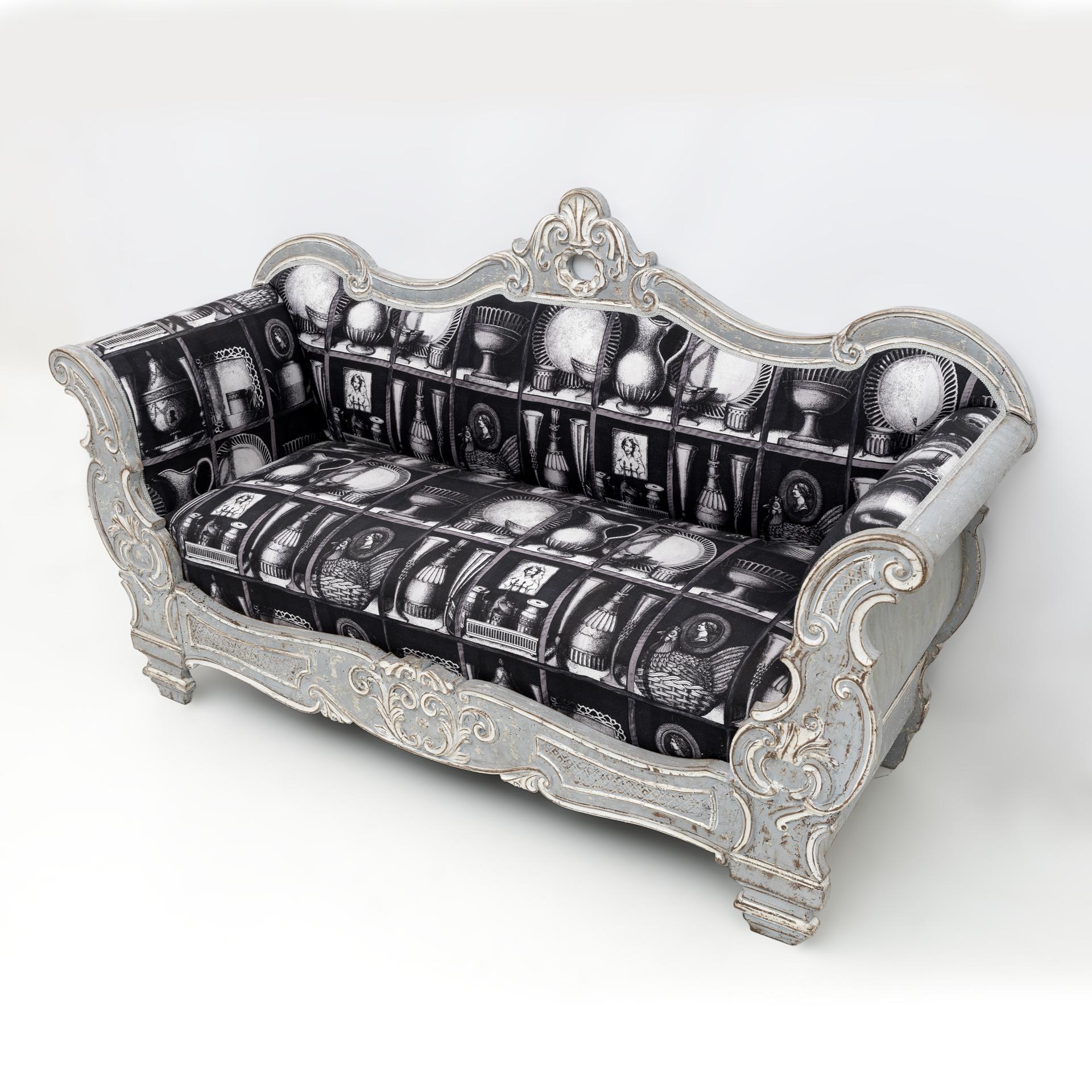 Charles X Style Italian Sofa with Fornasetti Linen Fabric For Sale 1