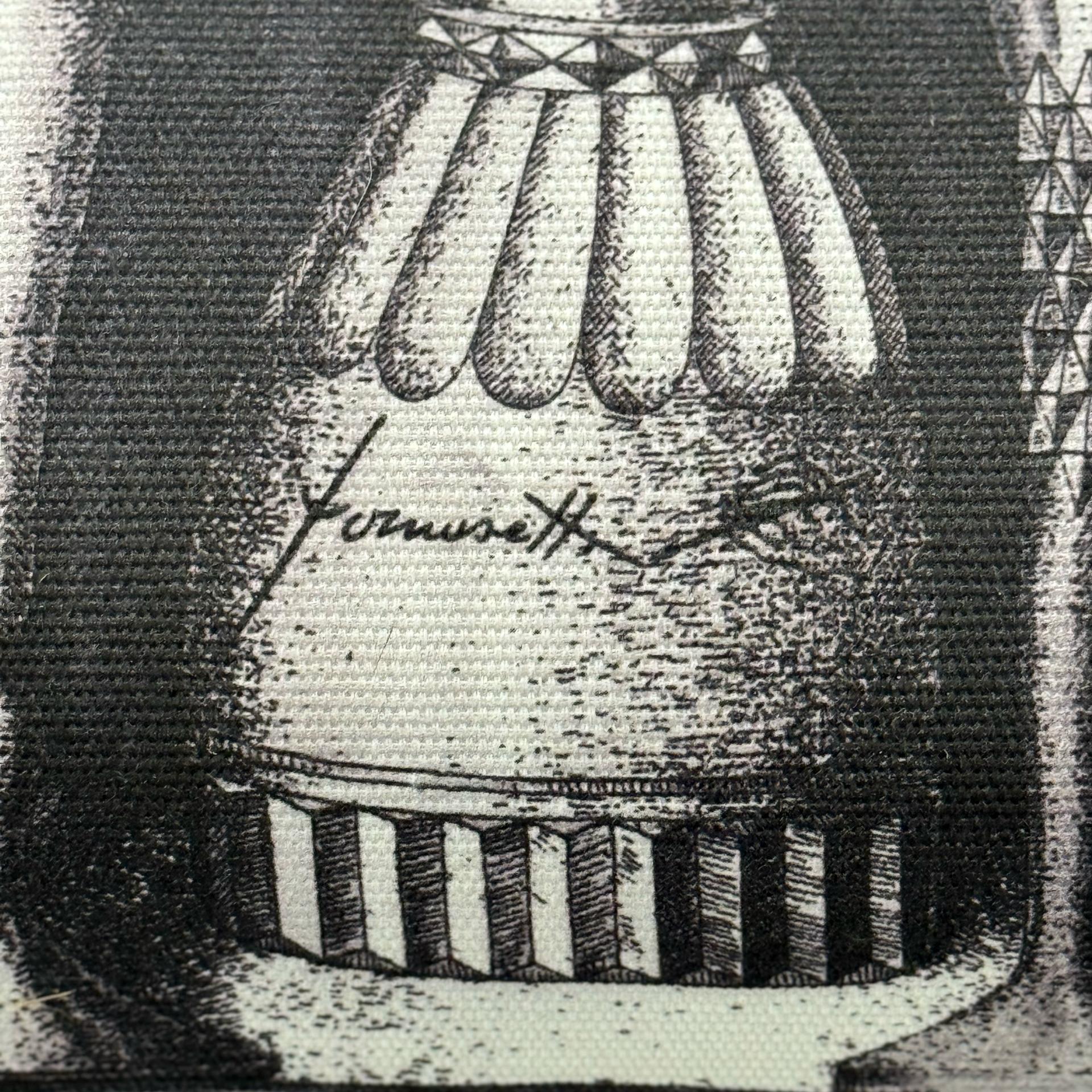 Canapé italien de style Charles X avec tissu en lin Fornasetti en vente 4