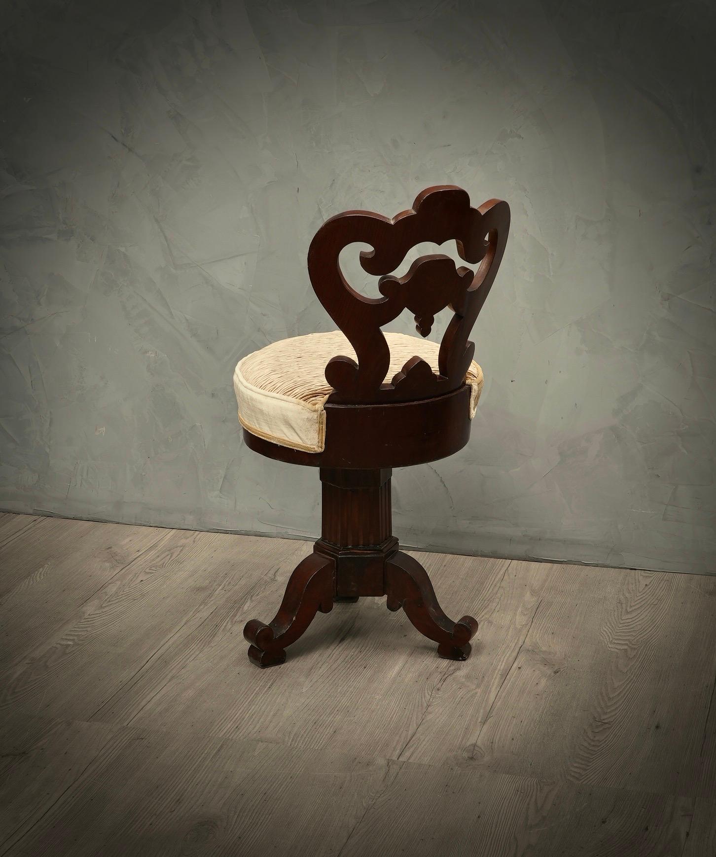 Swivel chair piano, coming from an important home 