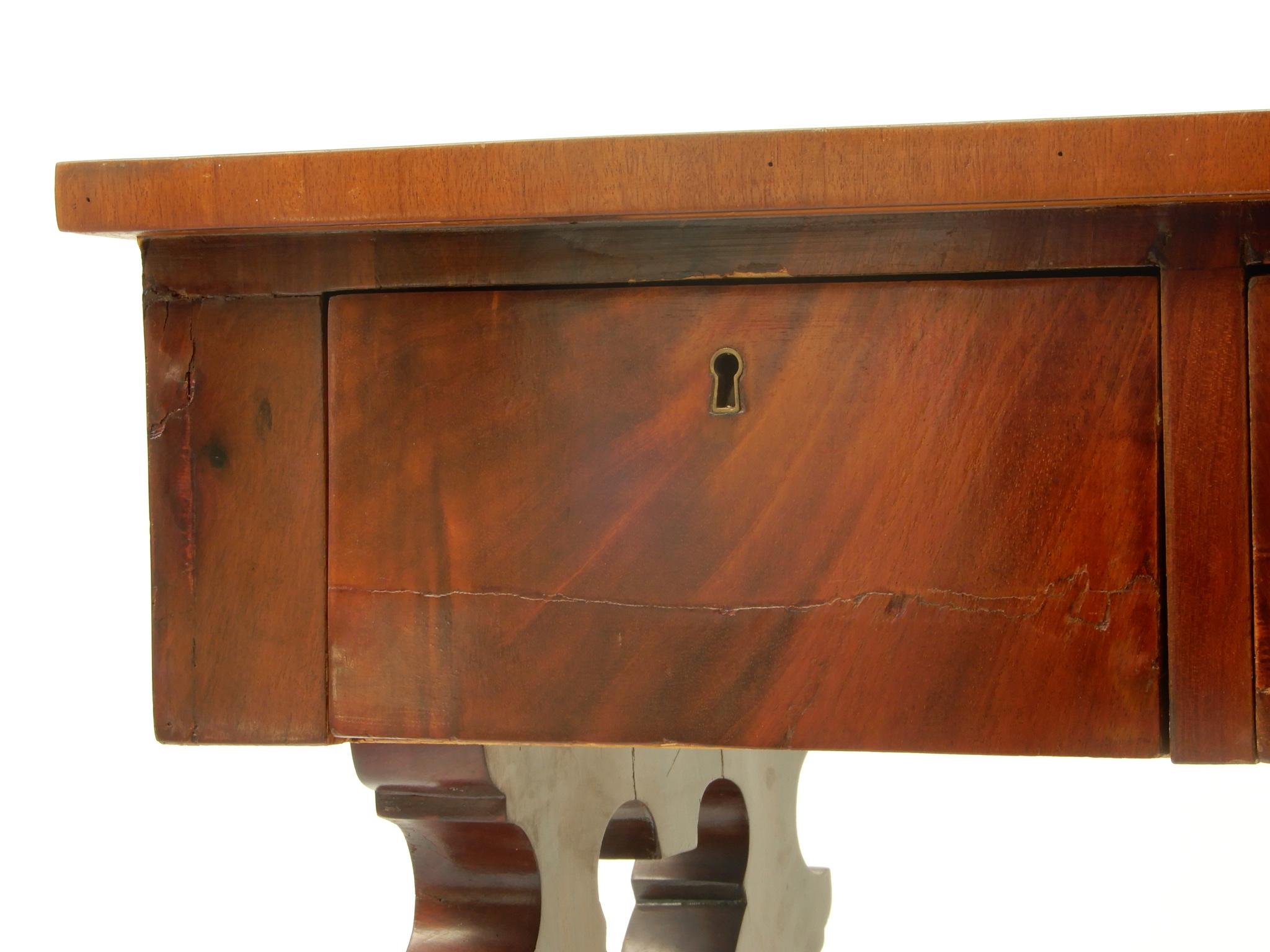 Charles X Wooden Desk Table, 19th Century In Good Condition For Sale In London, GB