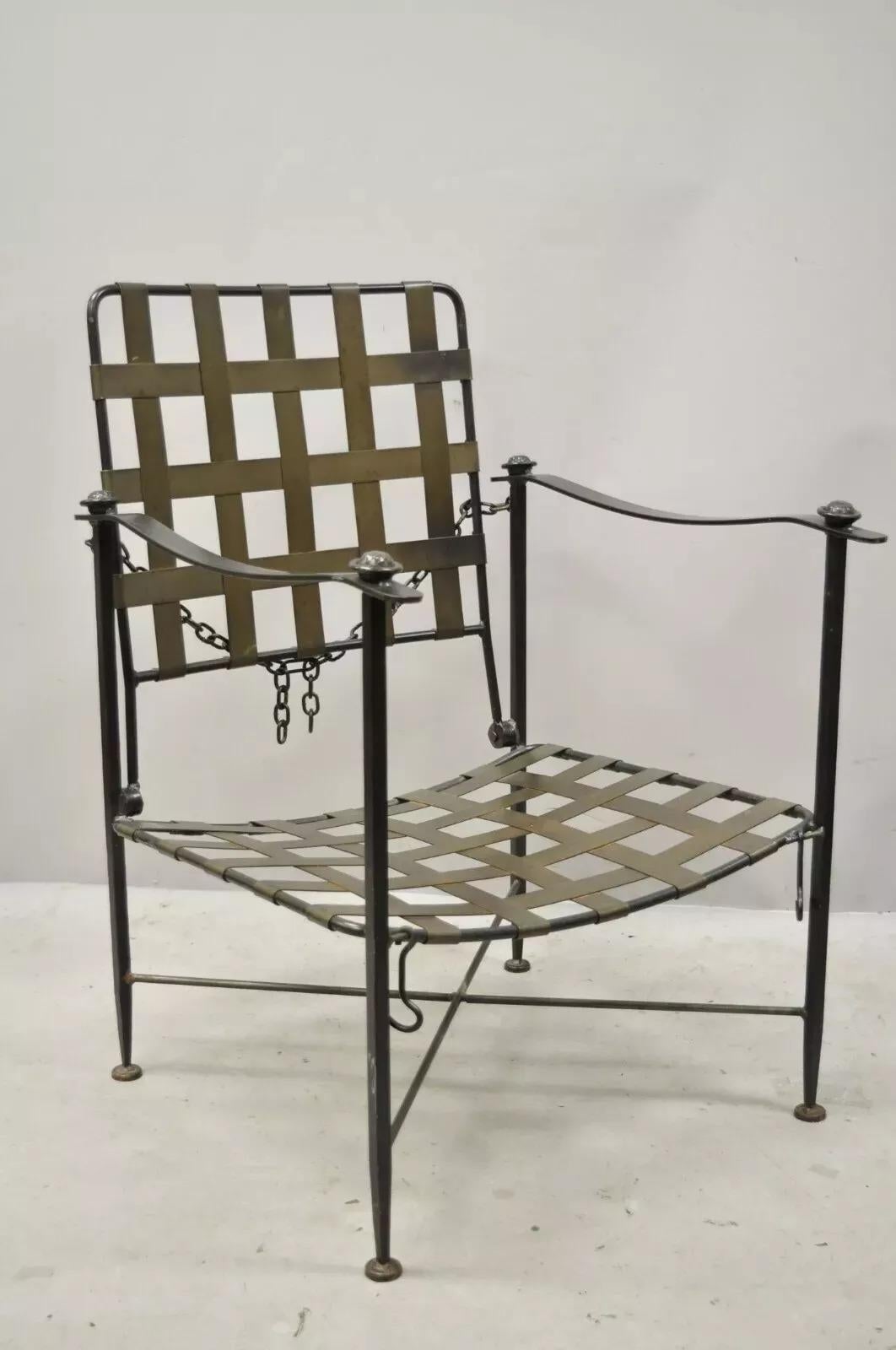 Charleston Forge Silla de salón ajustable de hierro forjado gótico pesado Arts & Crafts. El artículo tiene respaldo ajustable, diseño enrejado, construcción pesada de hierro forjado, etiqueta original, artesanía americana de calidad, gran estilo y