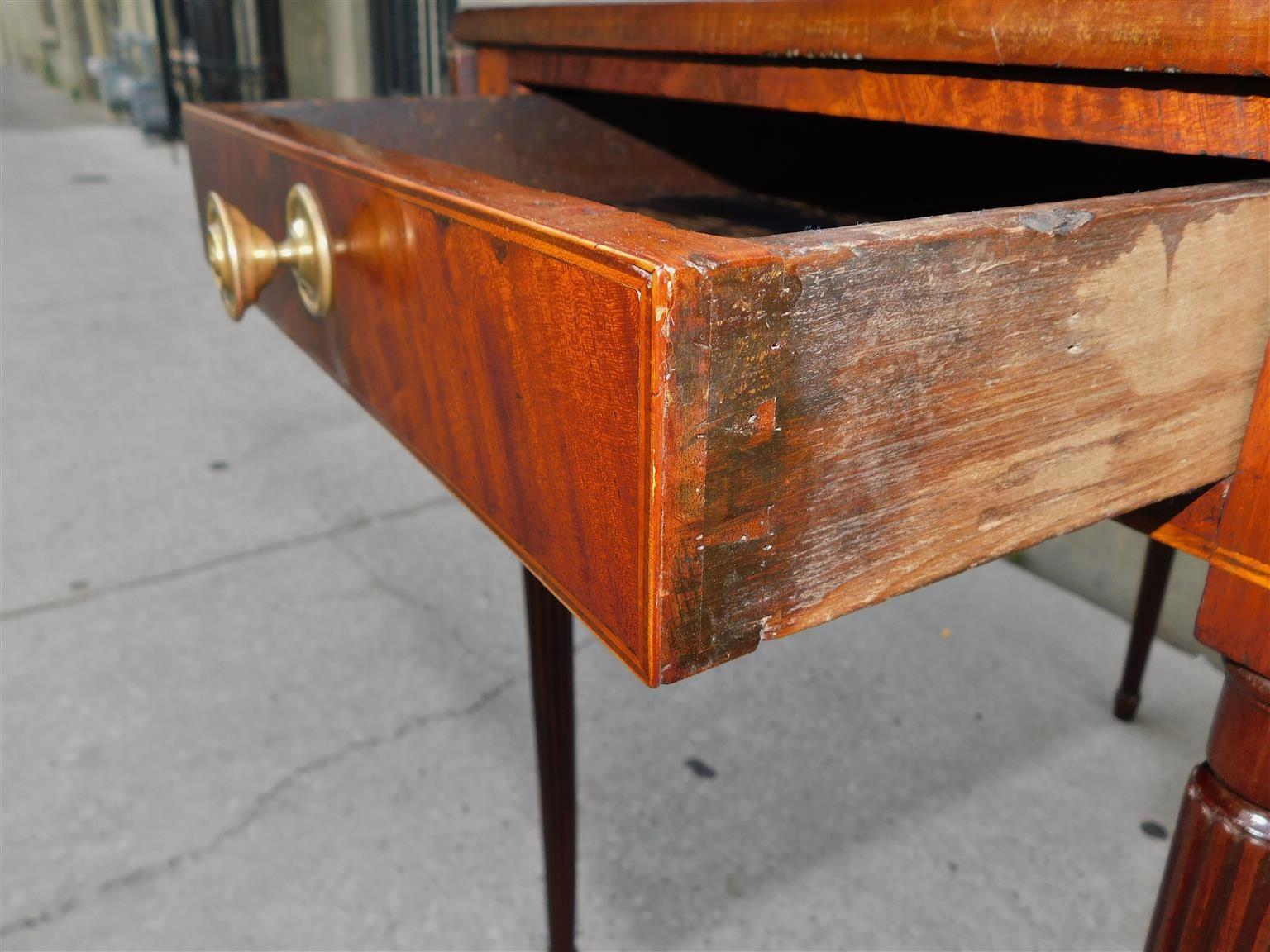 Table Pembroke en acajou Charleston à incrustation de diamants et à abattant, C.C. 1790 en vente 3