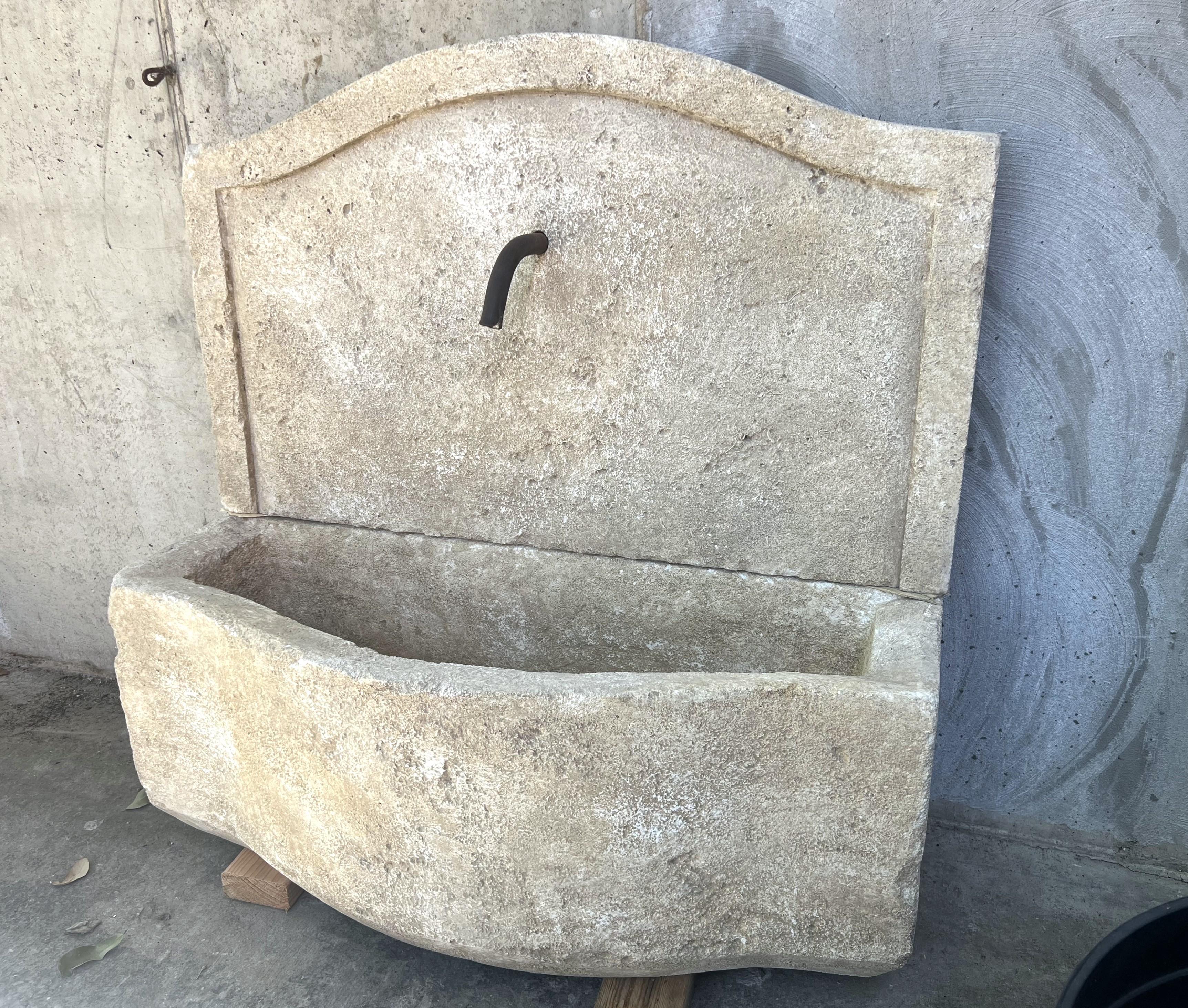 Charleval 2-Piece Limestone Wall Fountain from Provence, France For Sale 3