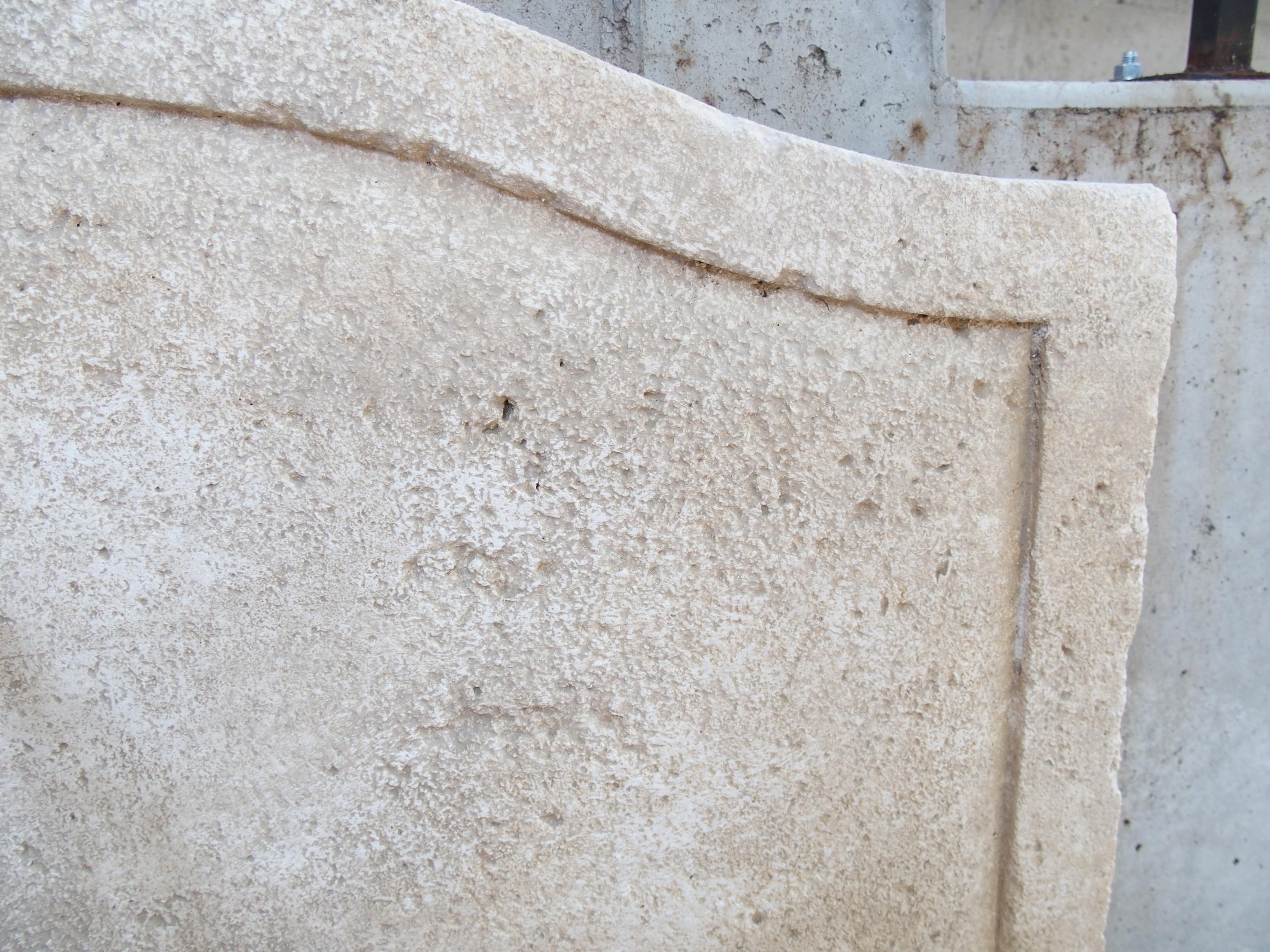 Charleval 2-Piece Limestone Wall Fountain from Provence, France In Good Condition For Sale In Dallas, TX