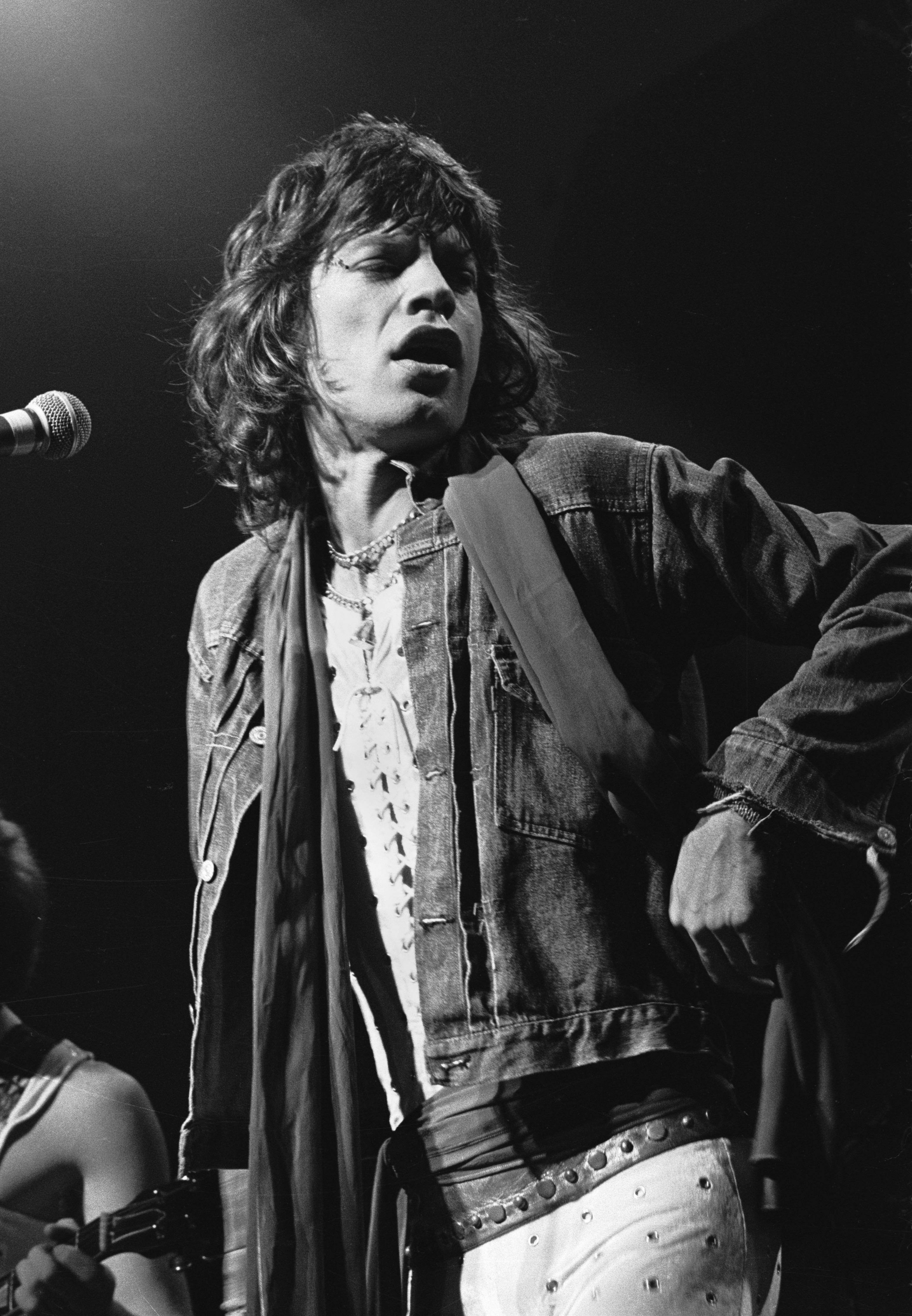 „The Glimmer Twins - Mick Jagger“ Fotografie 40x30 in von Charlie Auringer