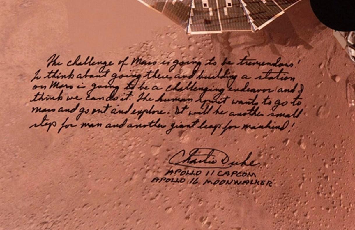 Charlie Duke, signierte Fotografie des Phoenix Lander on Mars (amerikanisch) im Angebot