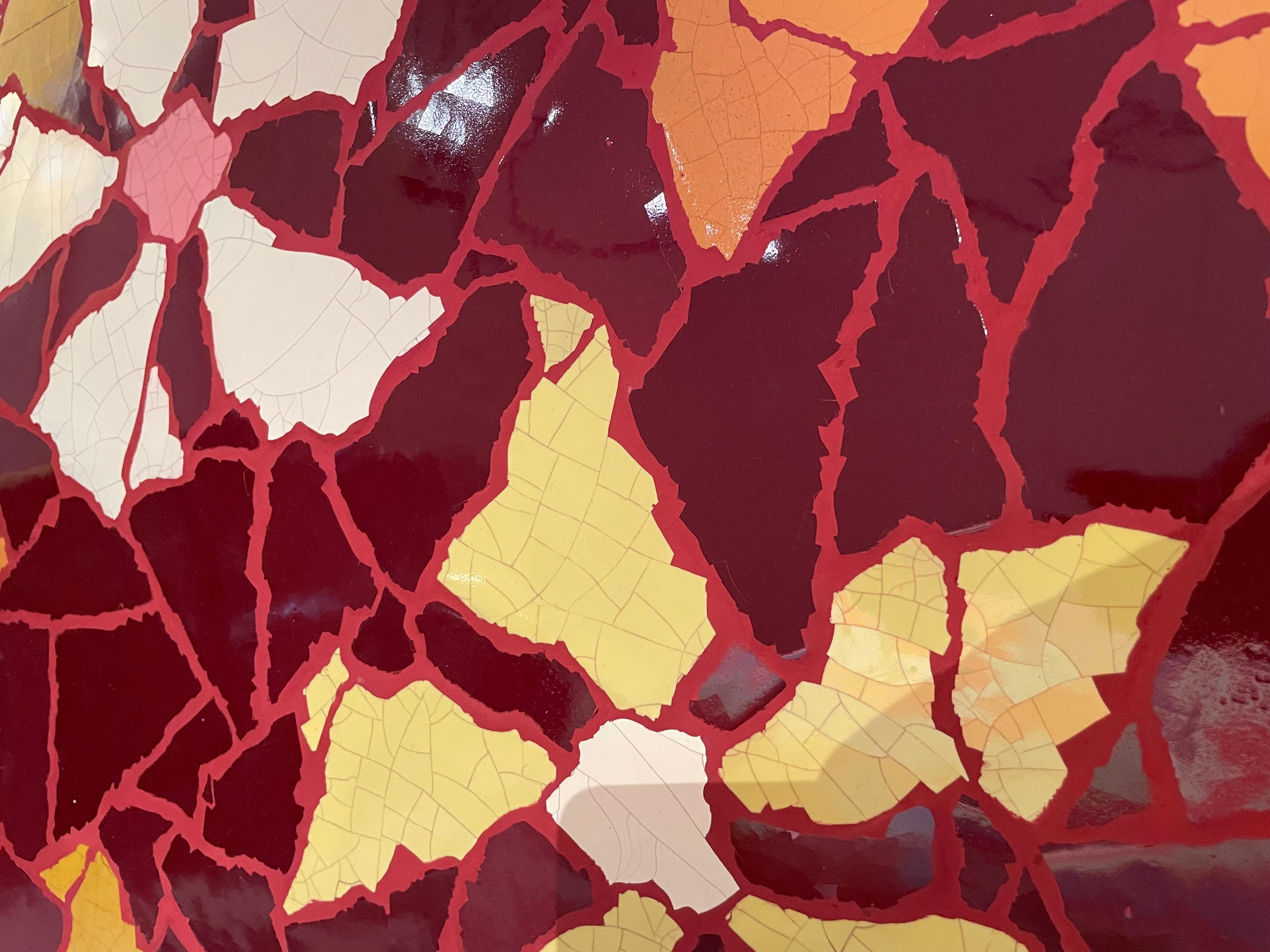 Charlie Sheppard Table basse rectangulaire en mosaïque Carreaux de céramique émaillée faits à la main en vente 1