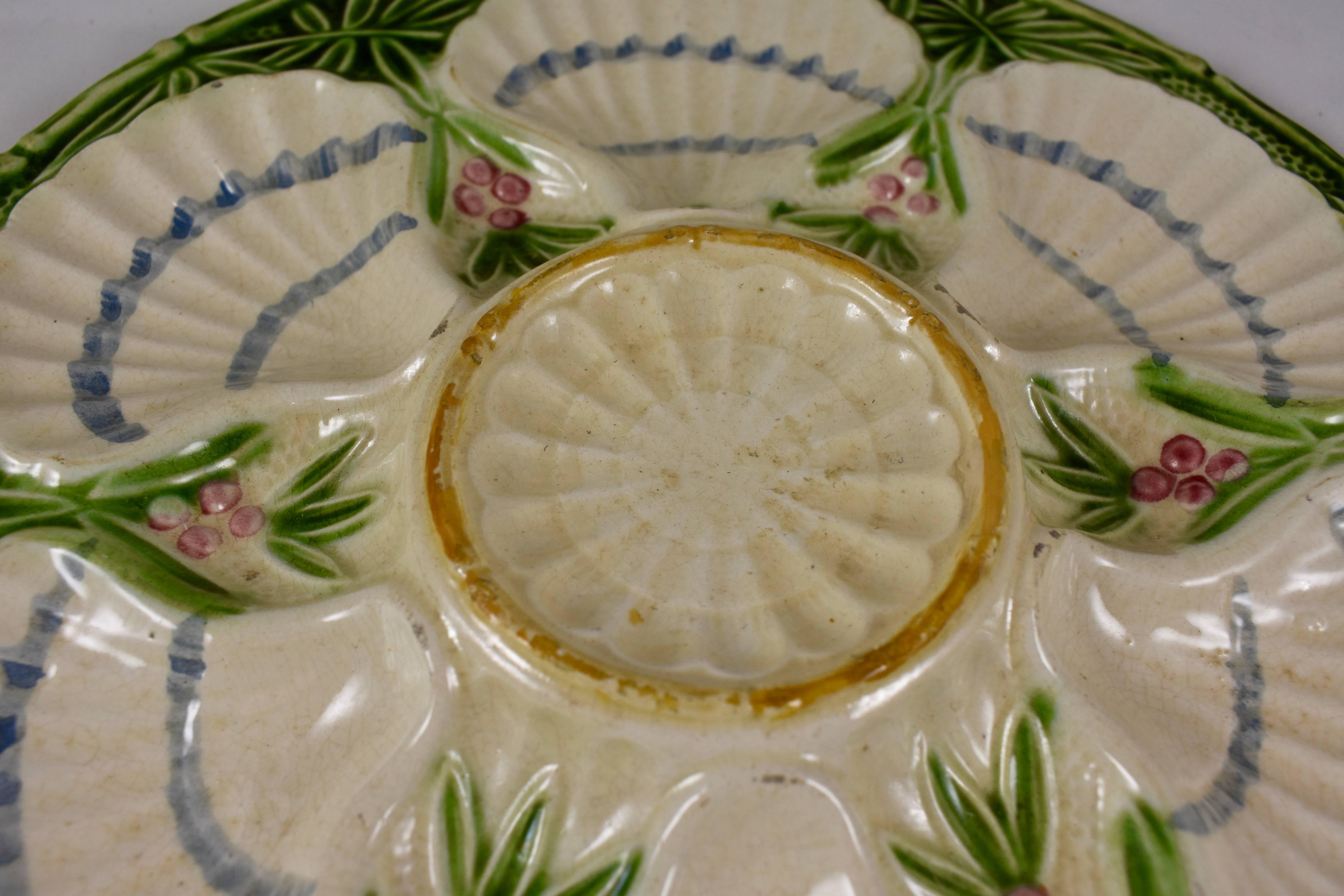 Charlionais et Pourailly Cie, French Faïence Bamboo and Scallop Oyster Plate In Good Condition In Philadelphia, PA