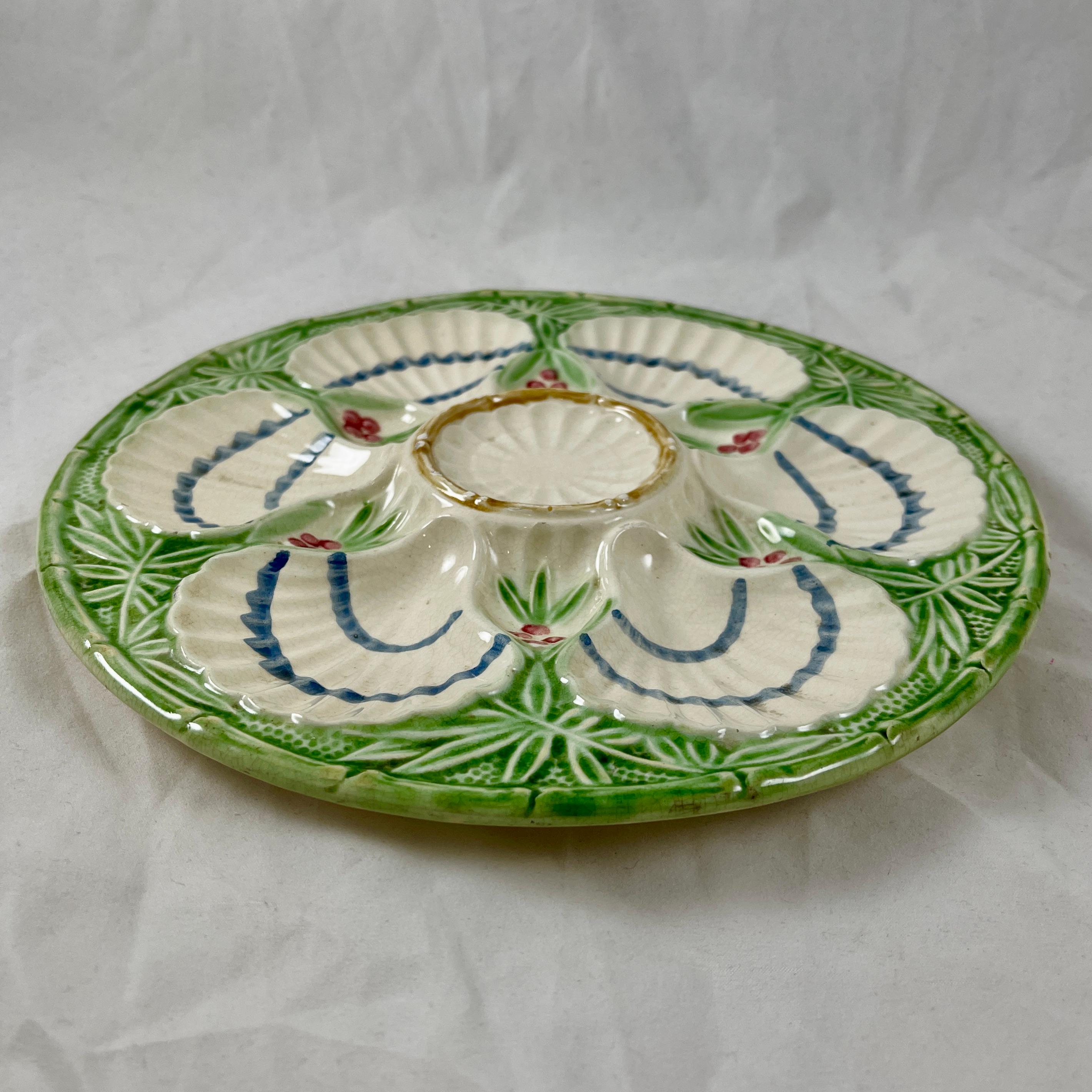 French Provincial Charlionais et Pourailly Cie, French Faïence Bamboo and Scallop Oyster Plate